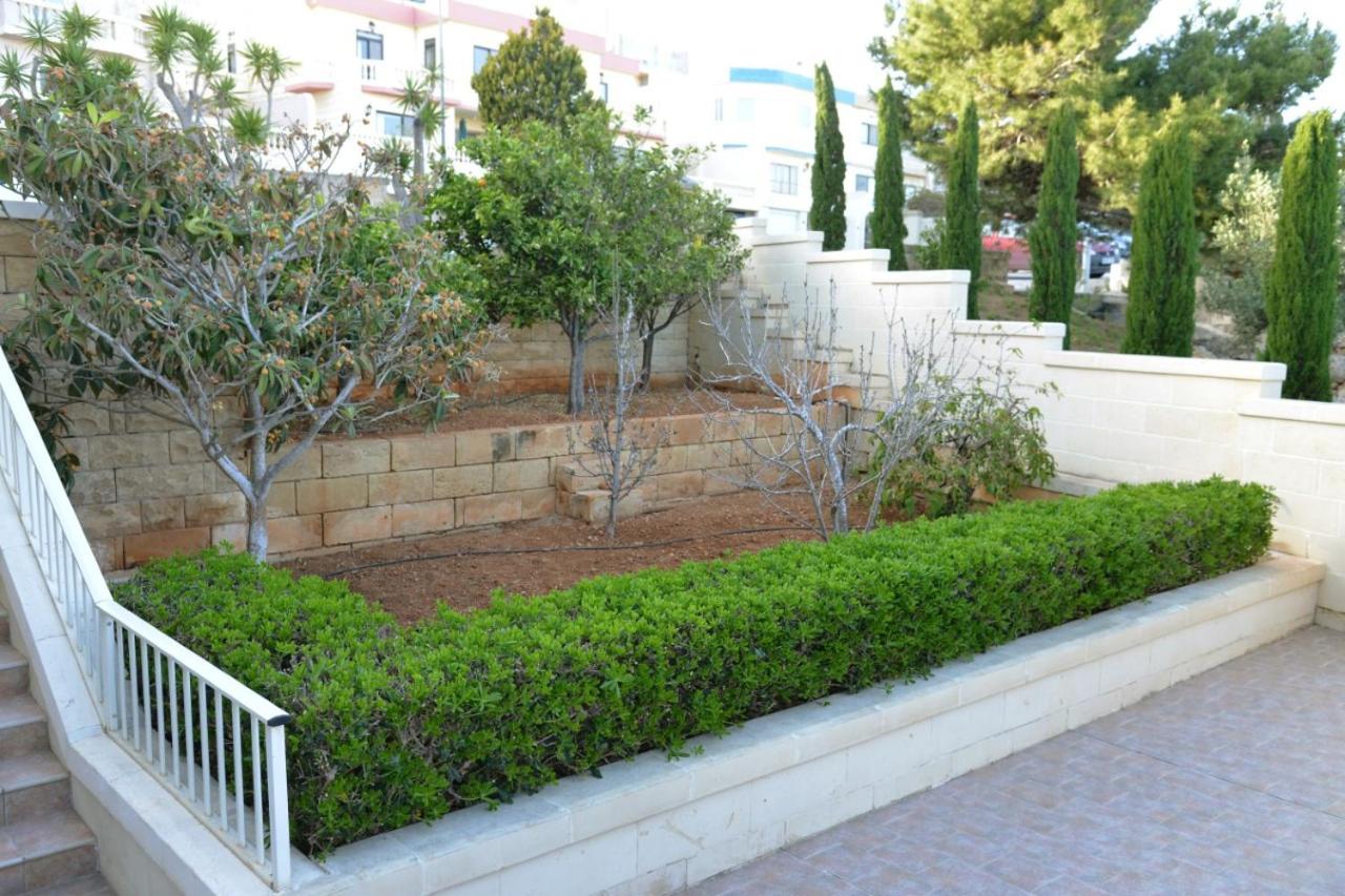 Villa Lyss Apartment 1 view 3