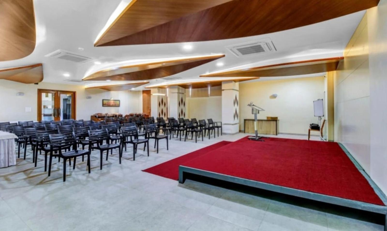 meeting & event spaces