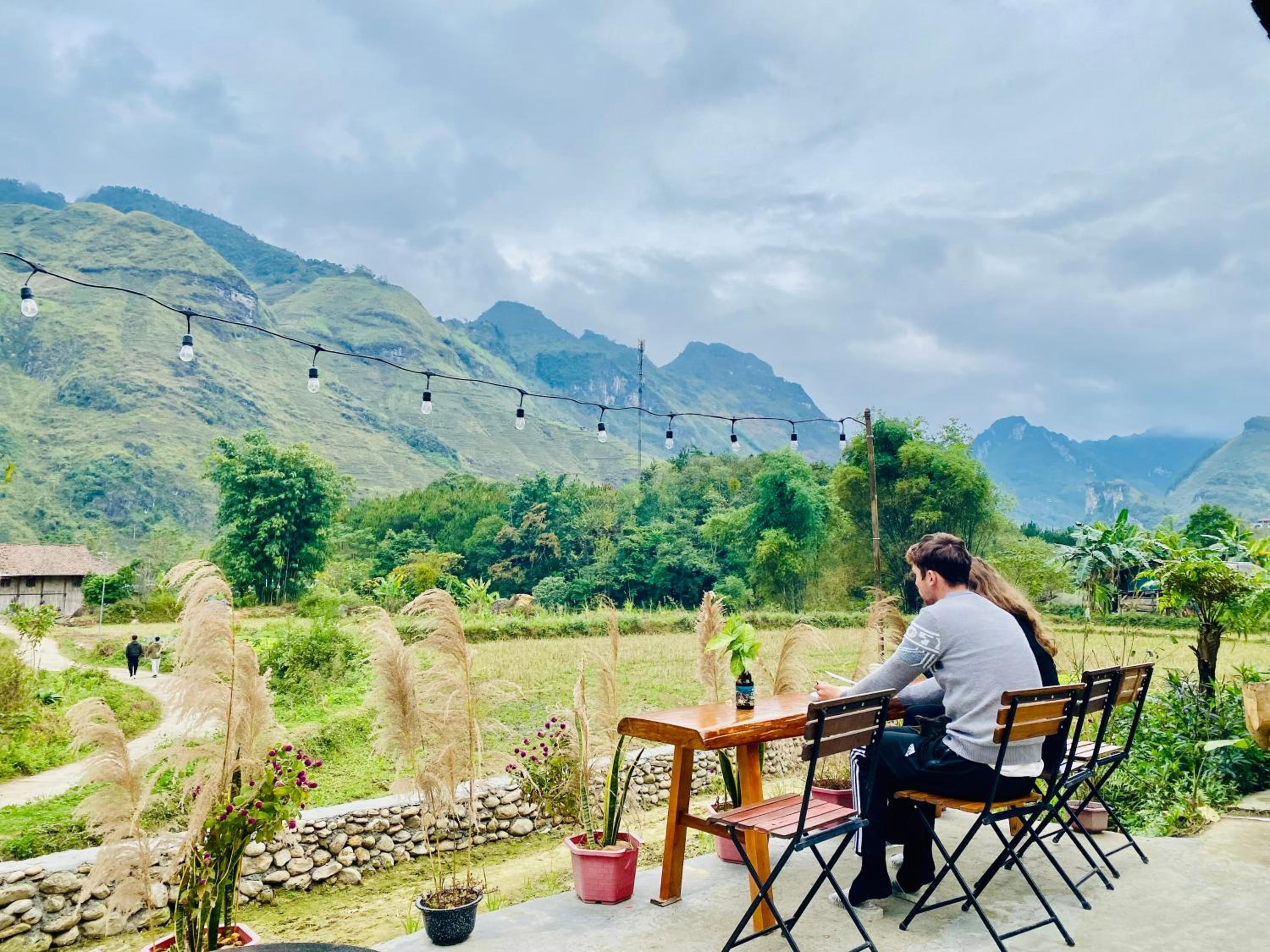 Du Gia Field View Homestay