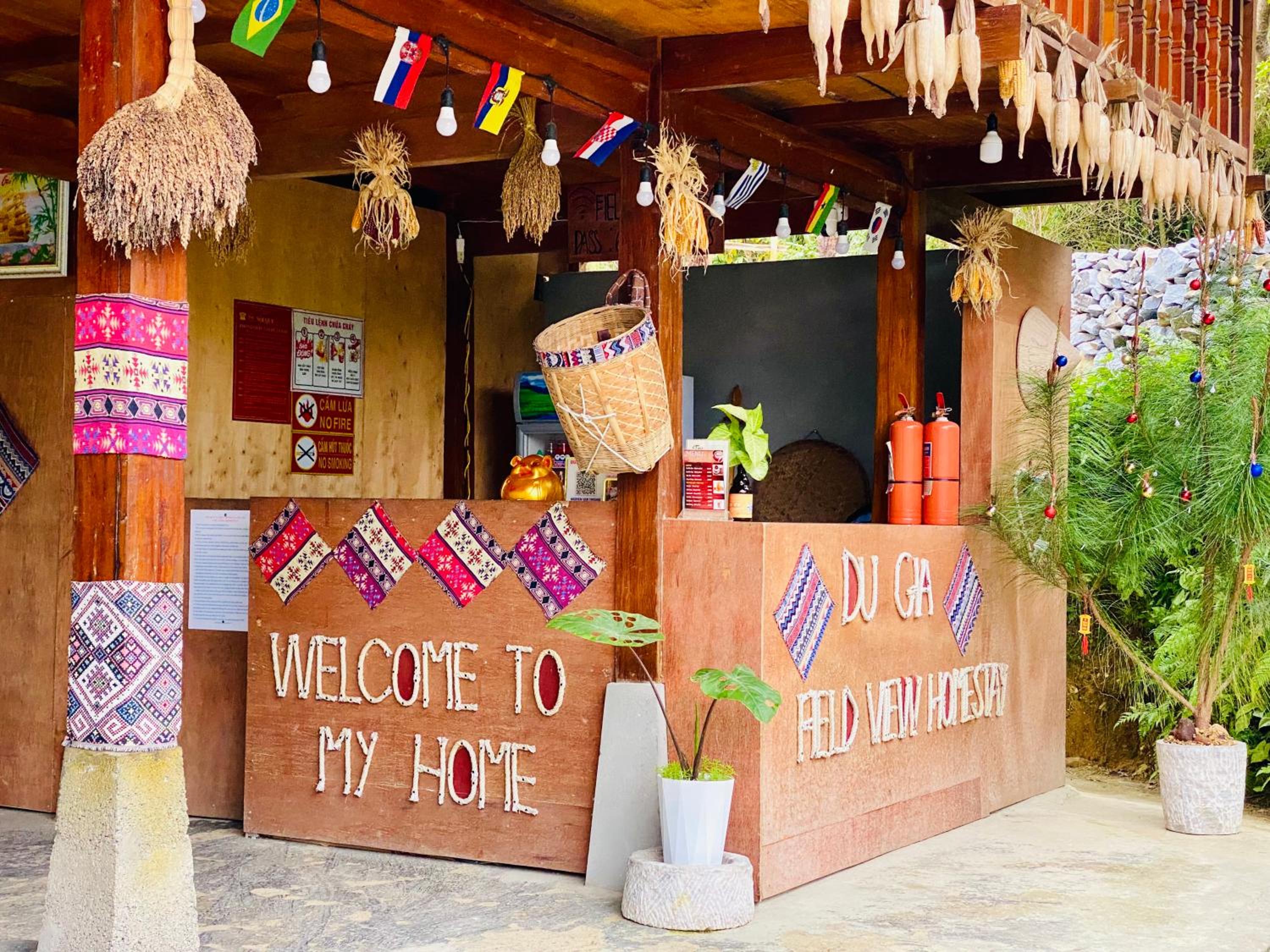Du Gia Field View Homestay