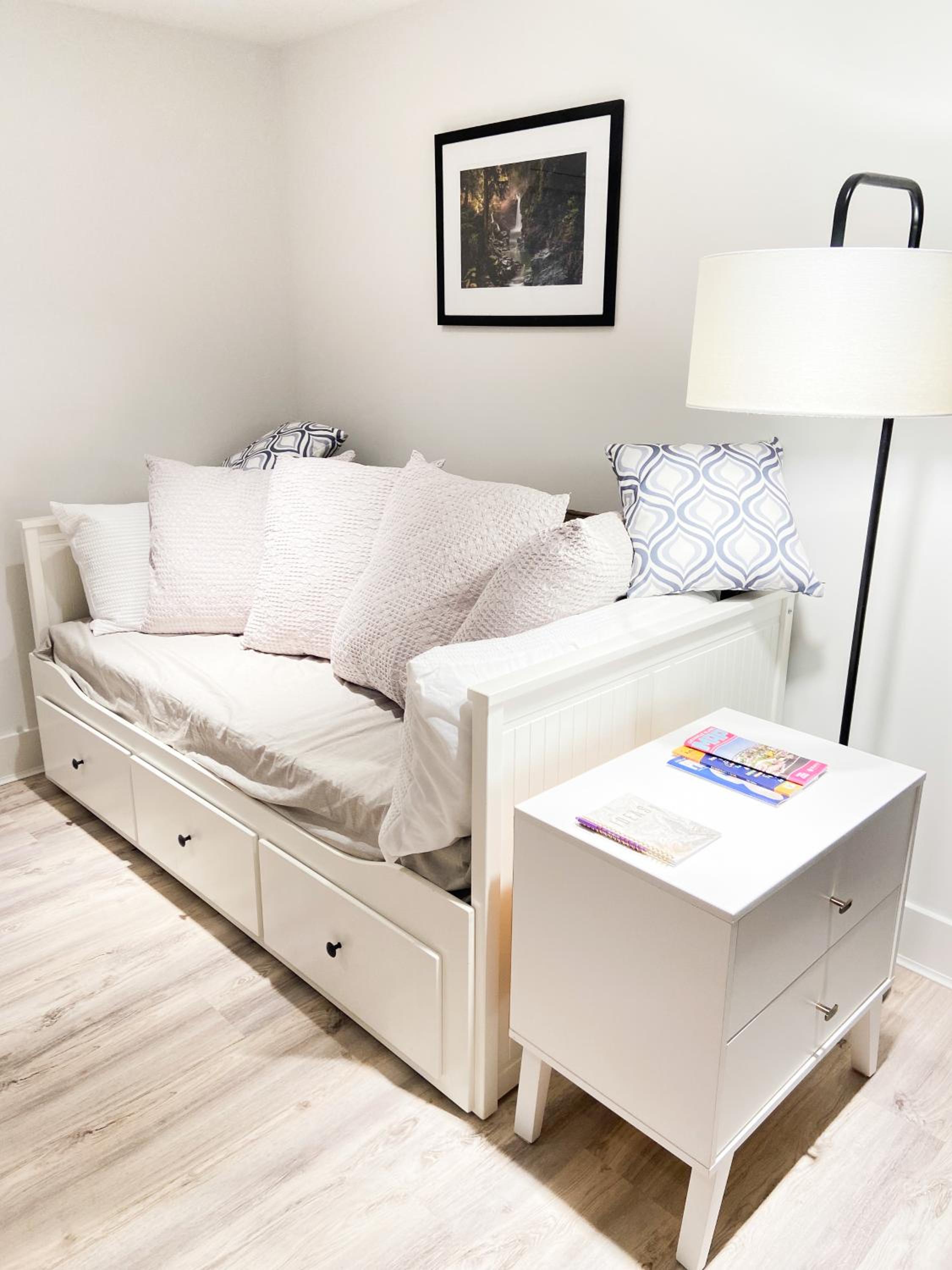 Small Private Studio at Kitsilano Beach