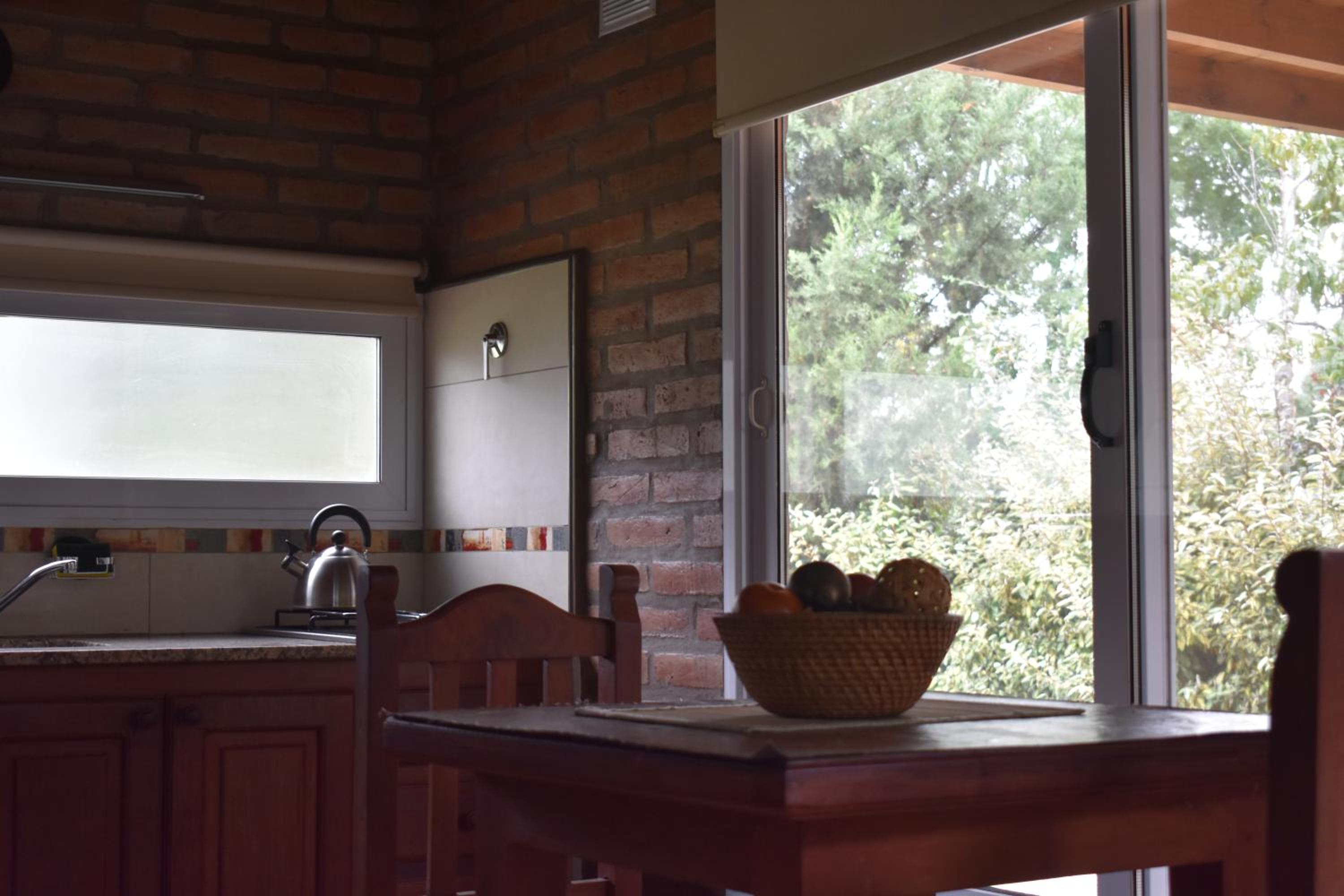 Cabañas Latitud 38.15
