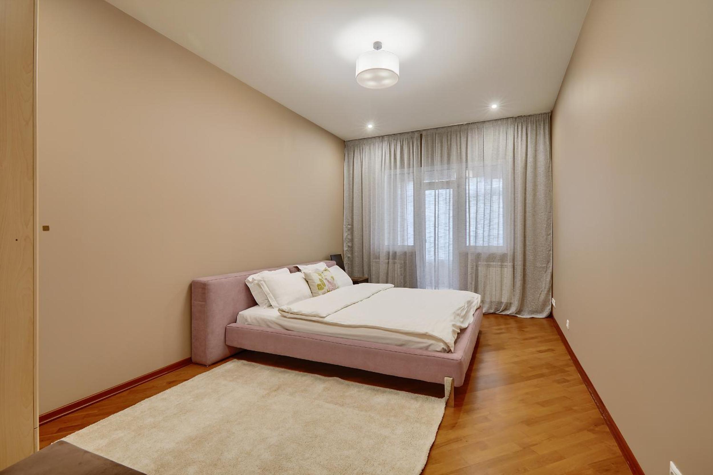 Botanic Towers опалення та світло цілодобово