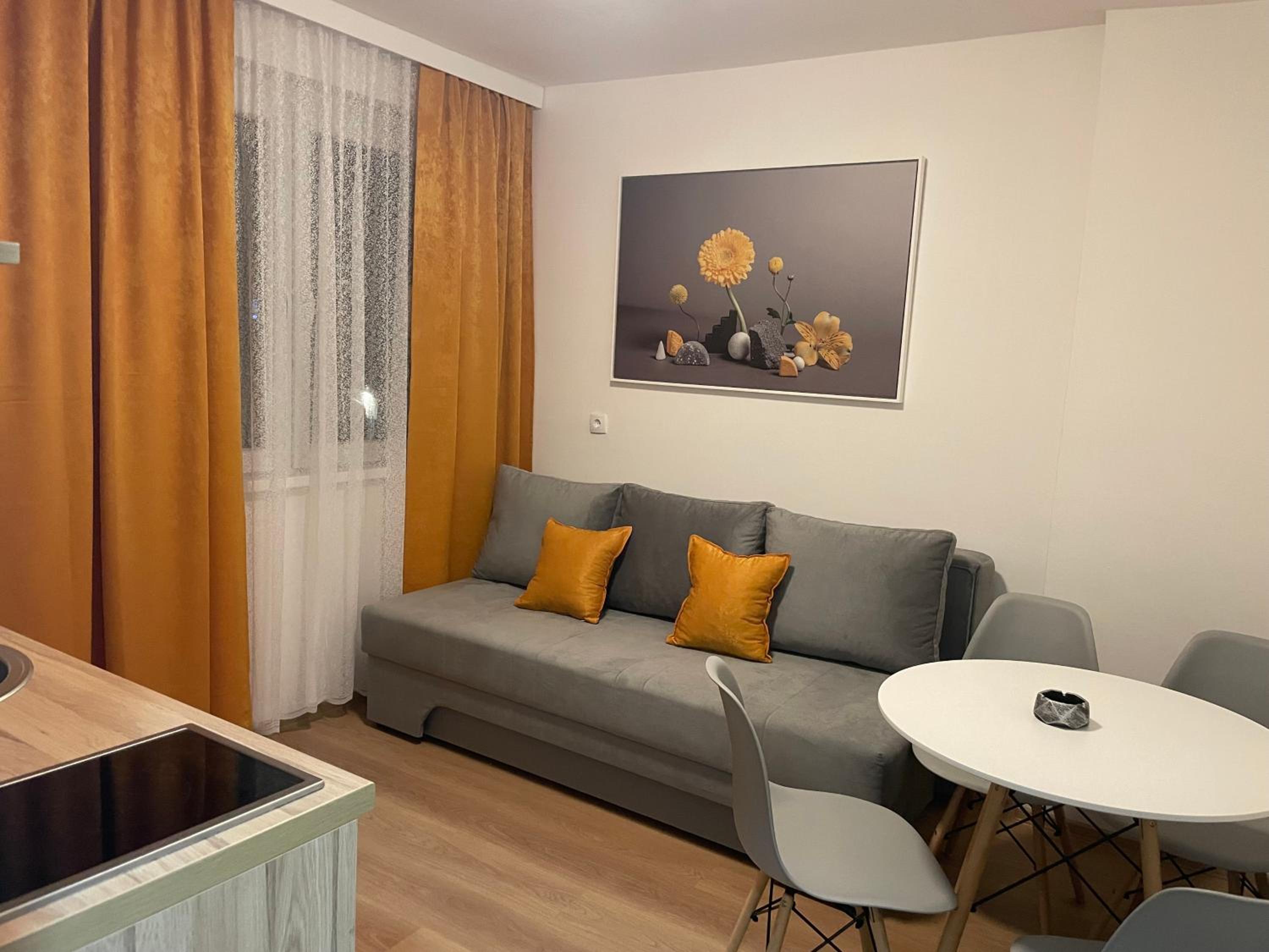 Inaya Apartman Free Parking