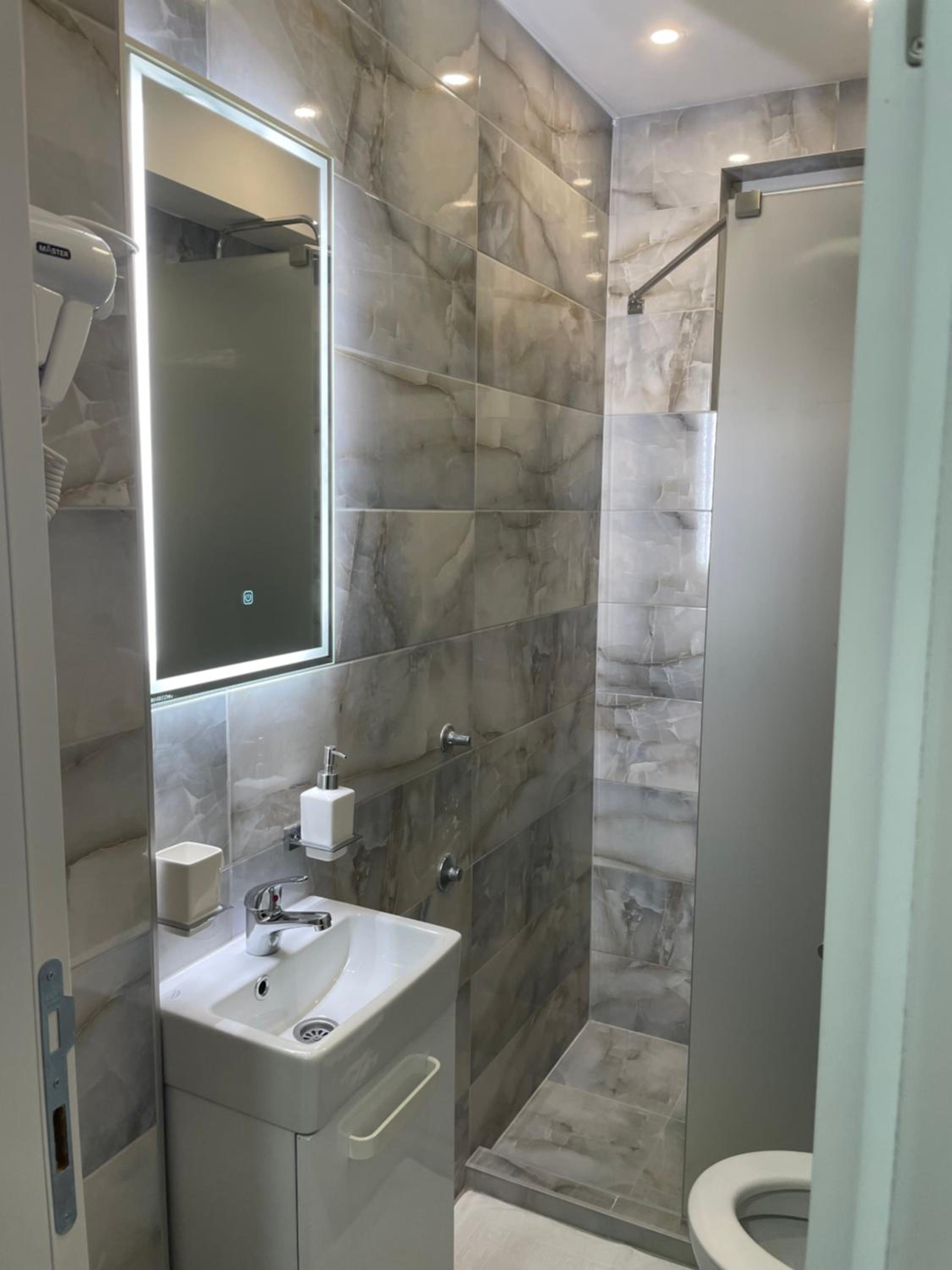 Inaya Apartman Free Parking