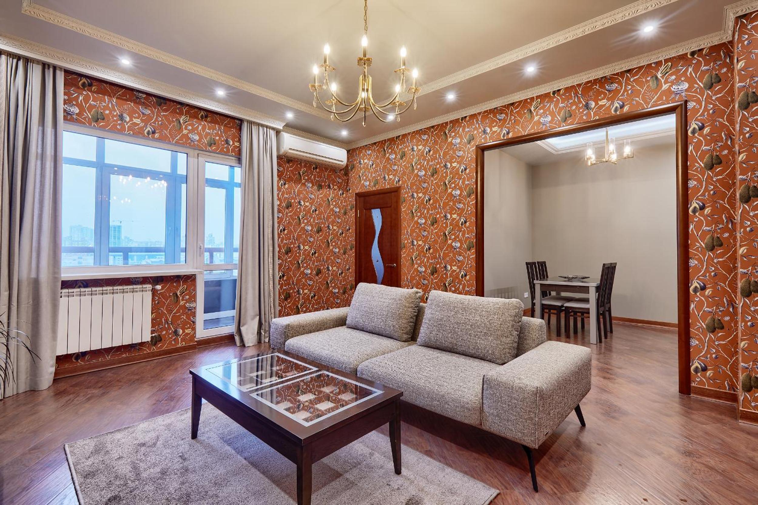 Botanic Towers опалення та світло цілодобово