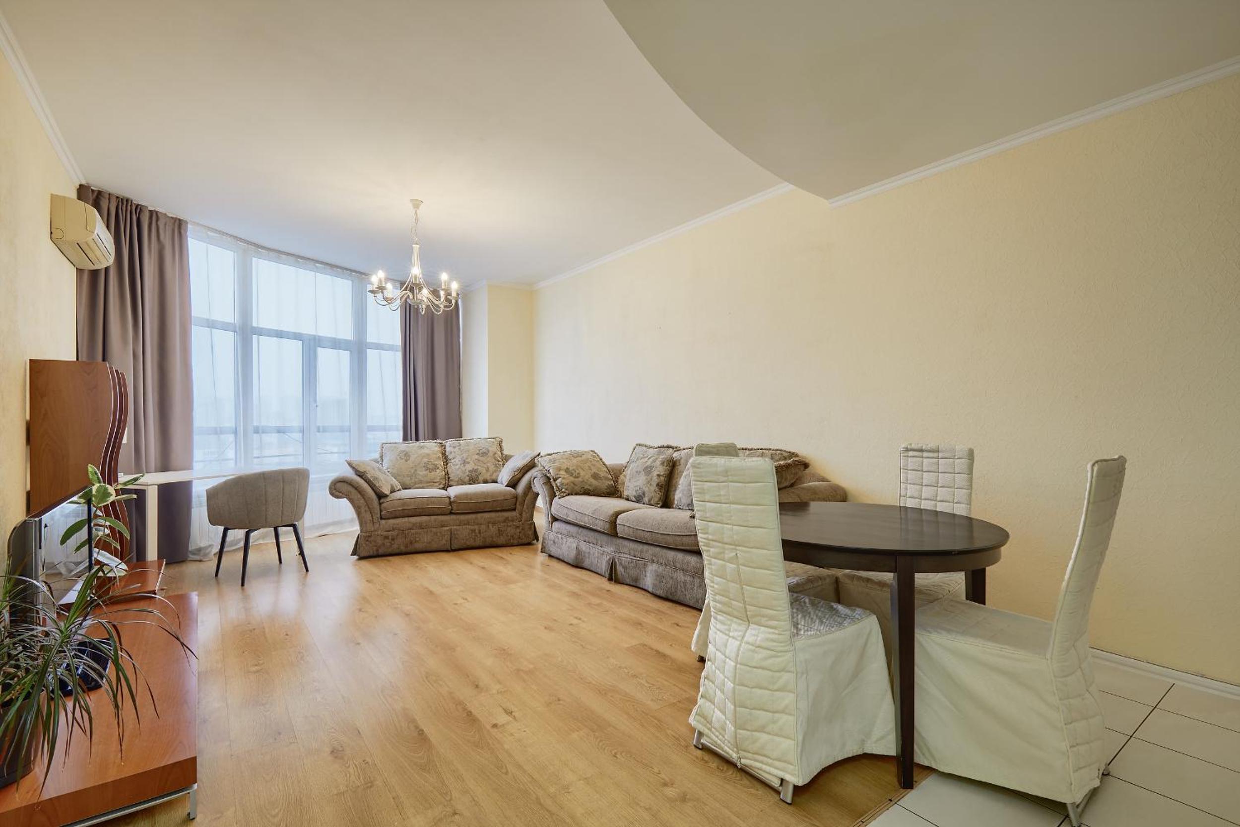 Botanic Towers опалення та світло цілодобово