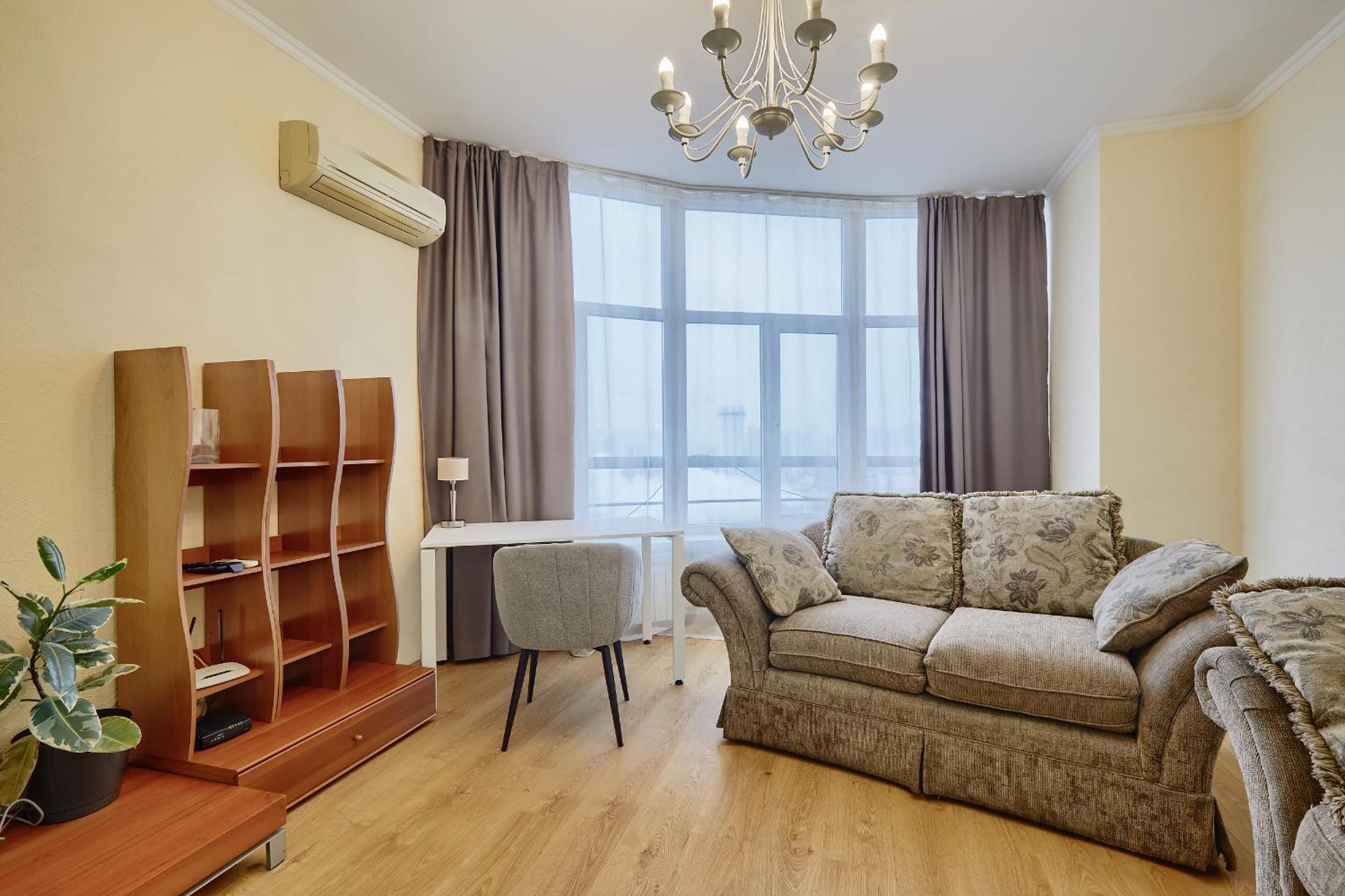 Botanic Towers опалення та світло цілодобово