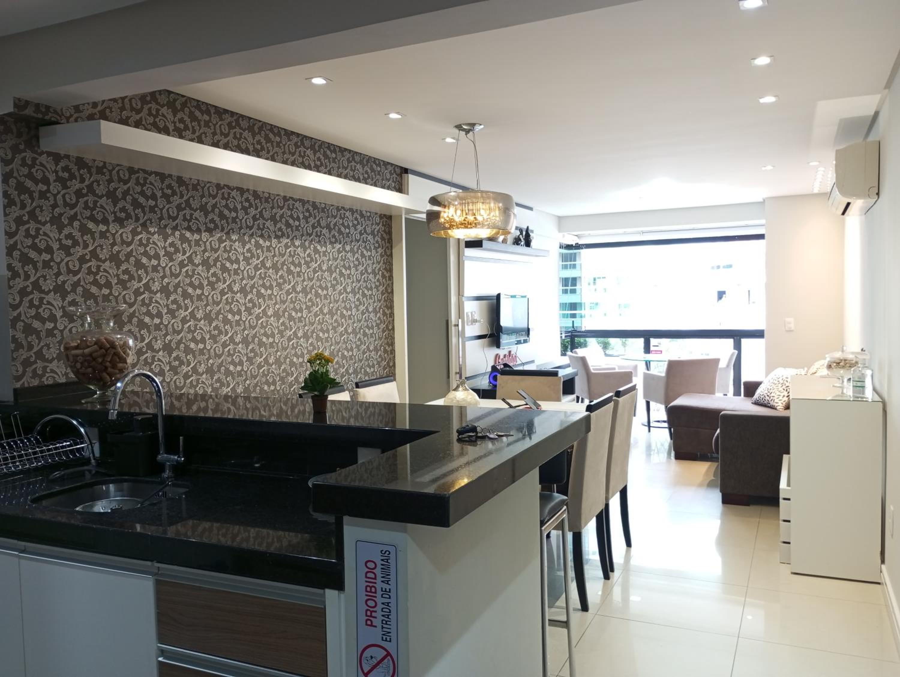 Ótimo Apartamento vista mar a 70 metros