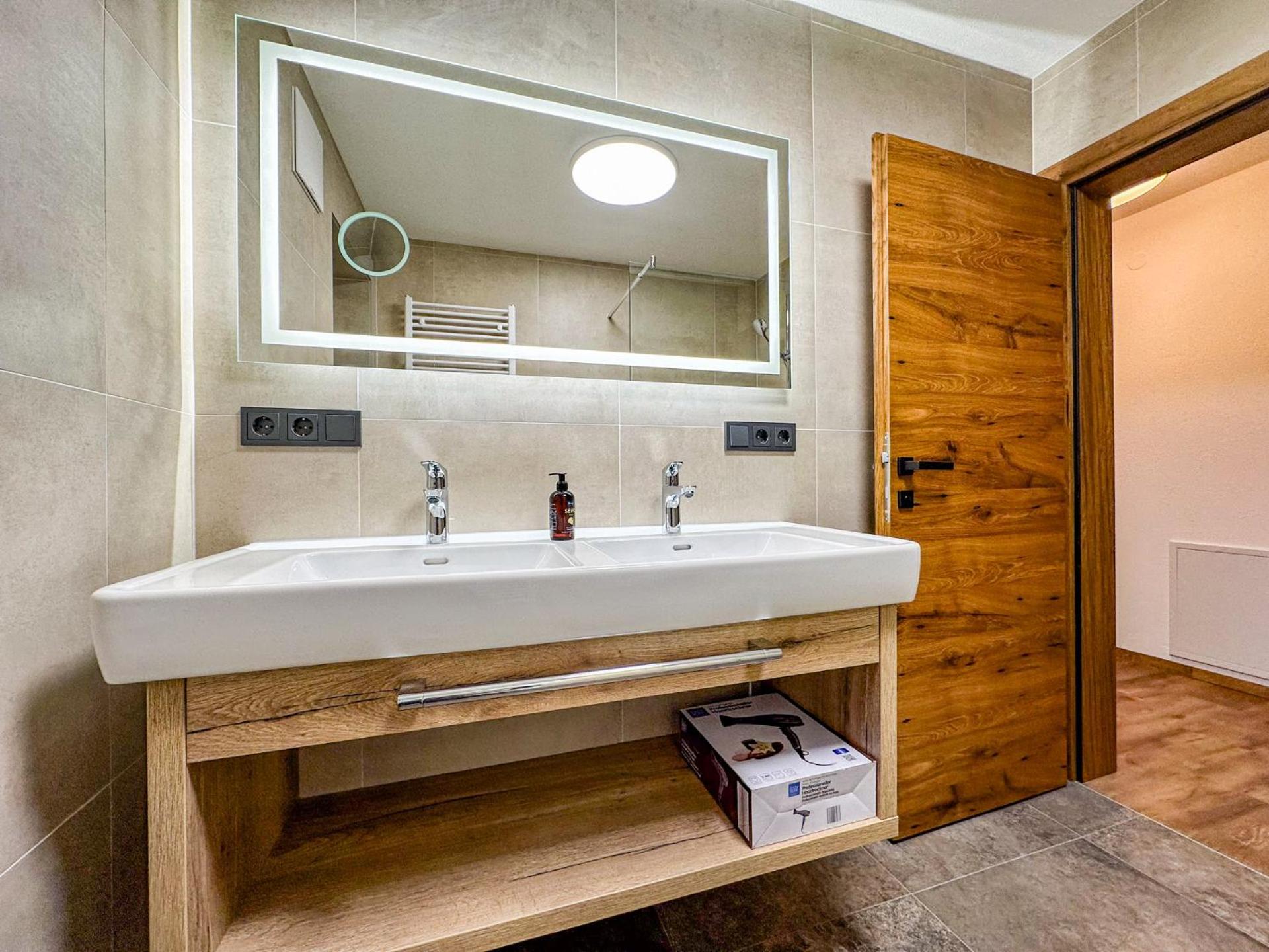 Zillertal Center Apartment Villa