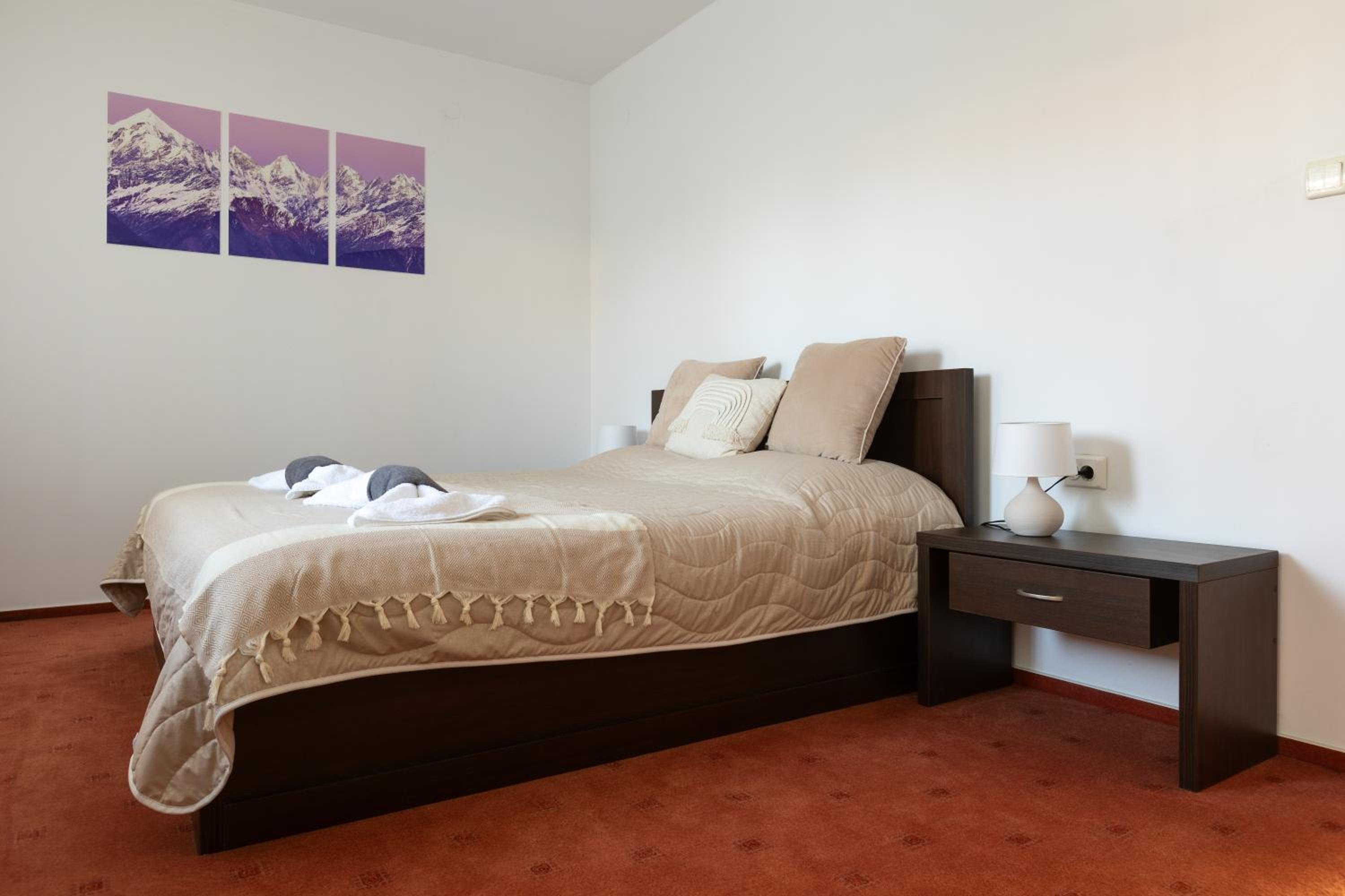 Large One Bedroom with Terrace next to the Ski Lift