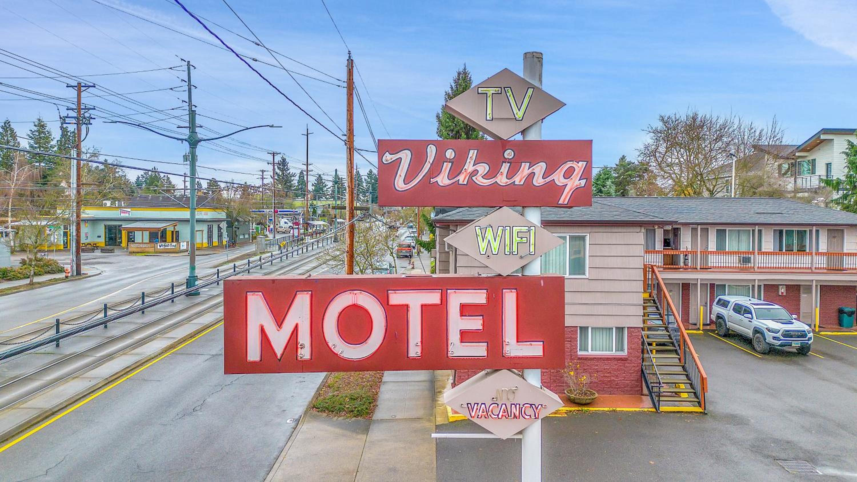 Viking Motel view 3