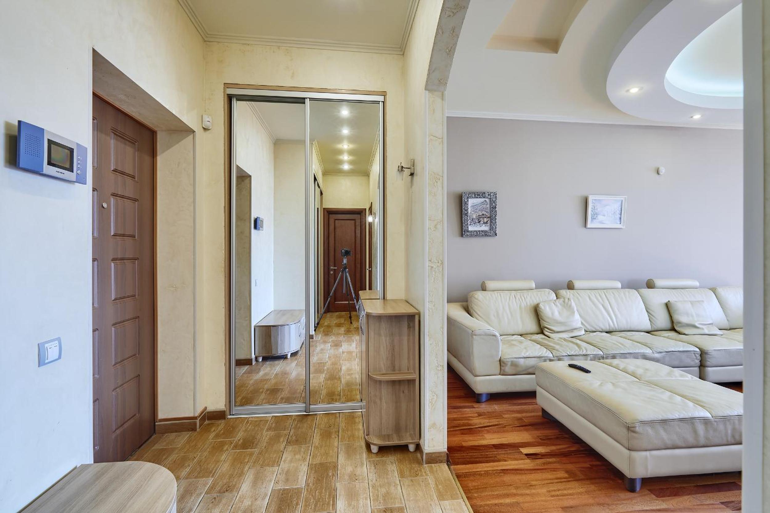 Botanic Towers опалення та світло цілодобово