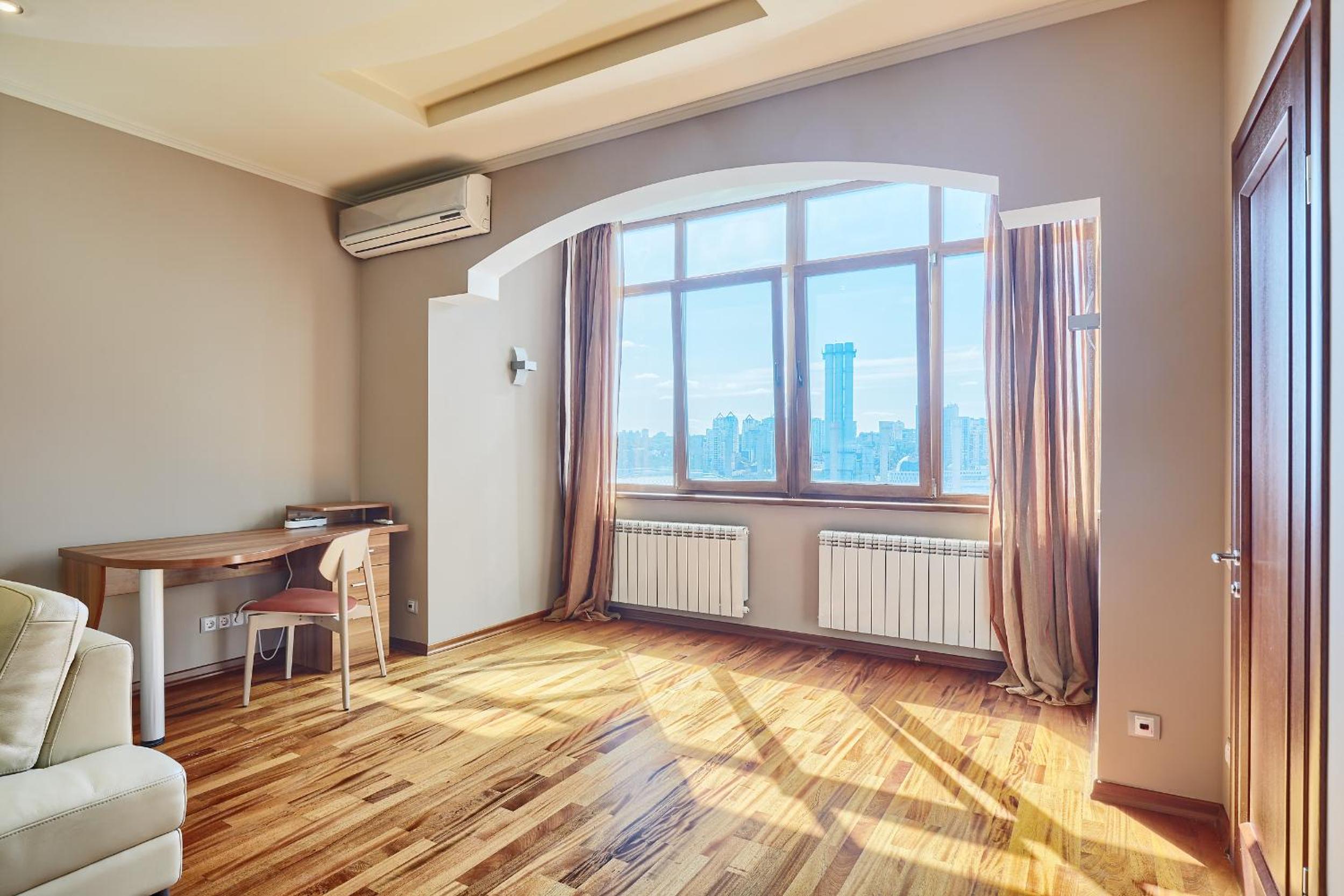 Botanic Towers опалення та світло цілодобово