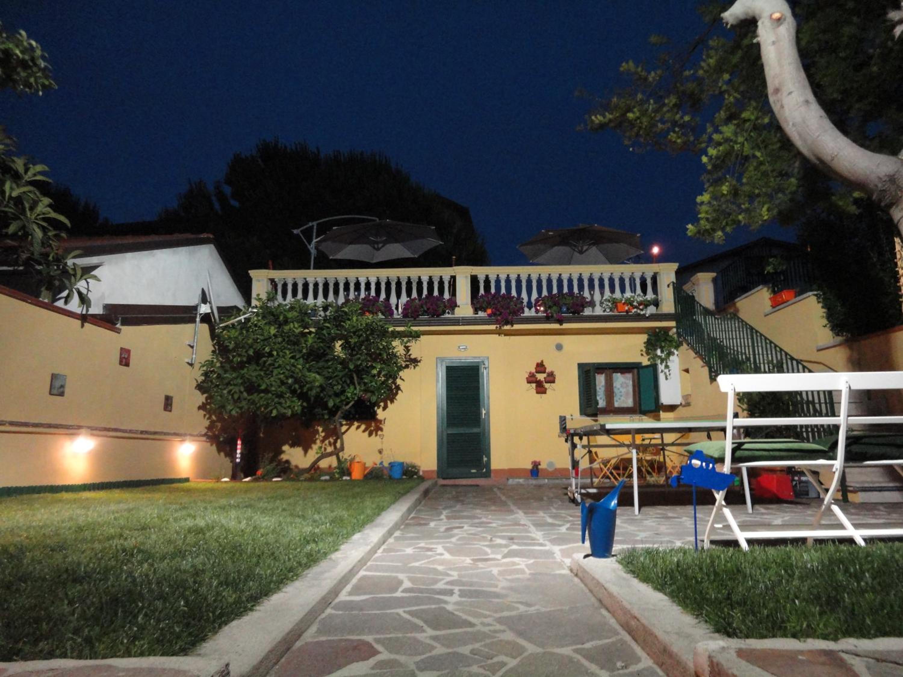 Photo 21