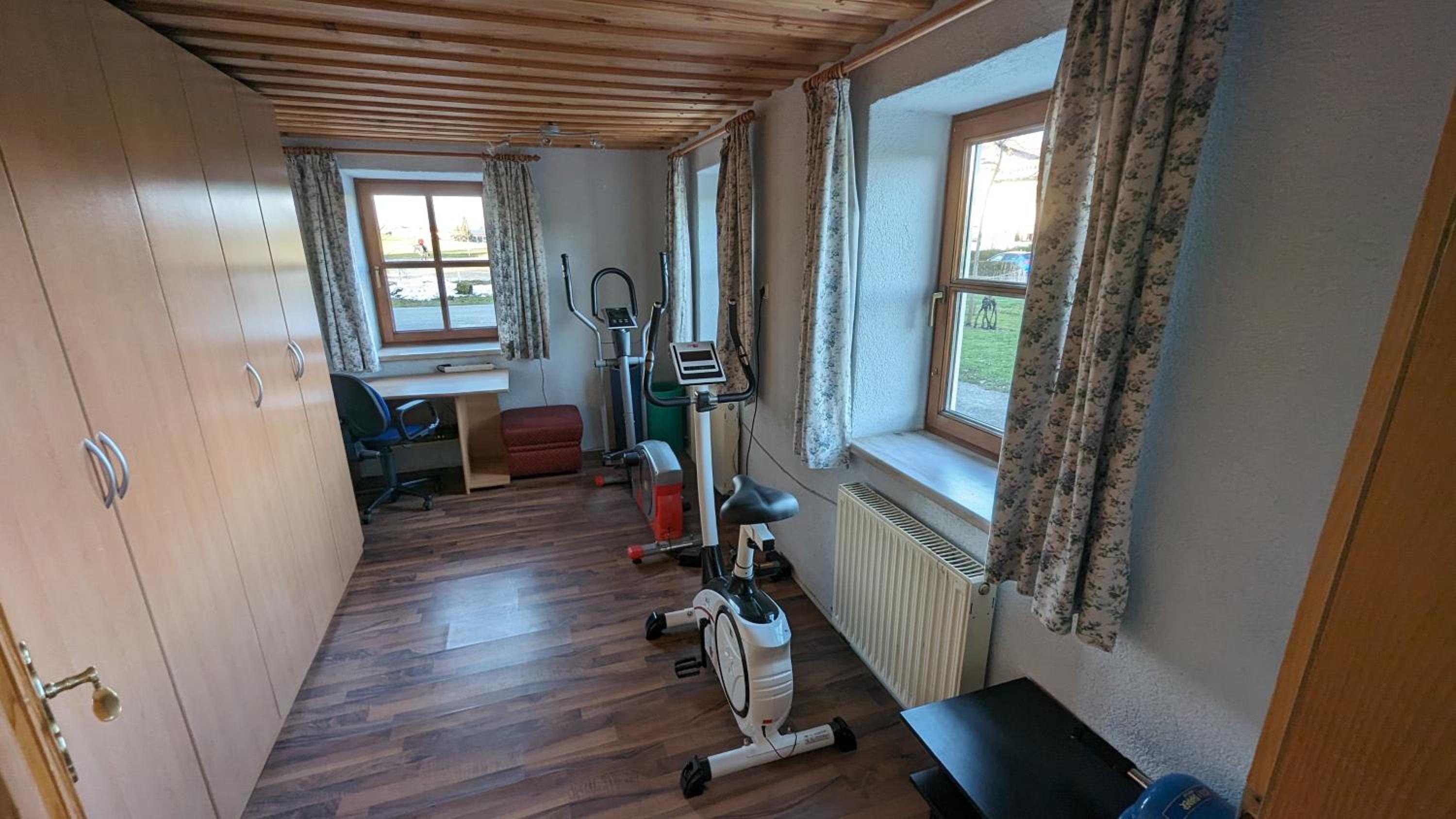Private Farmhouse Escape - Ideal for up to 8 Guests
