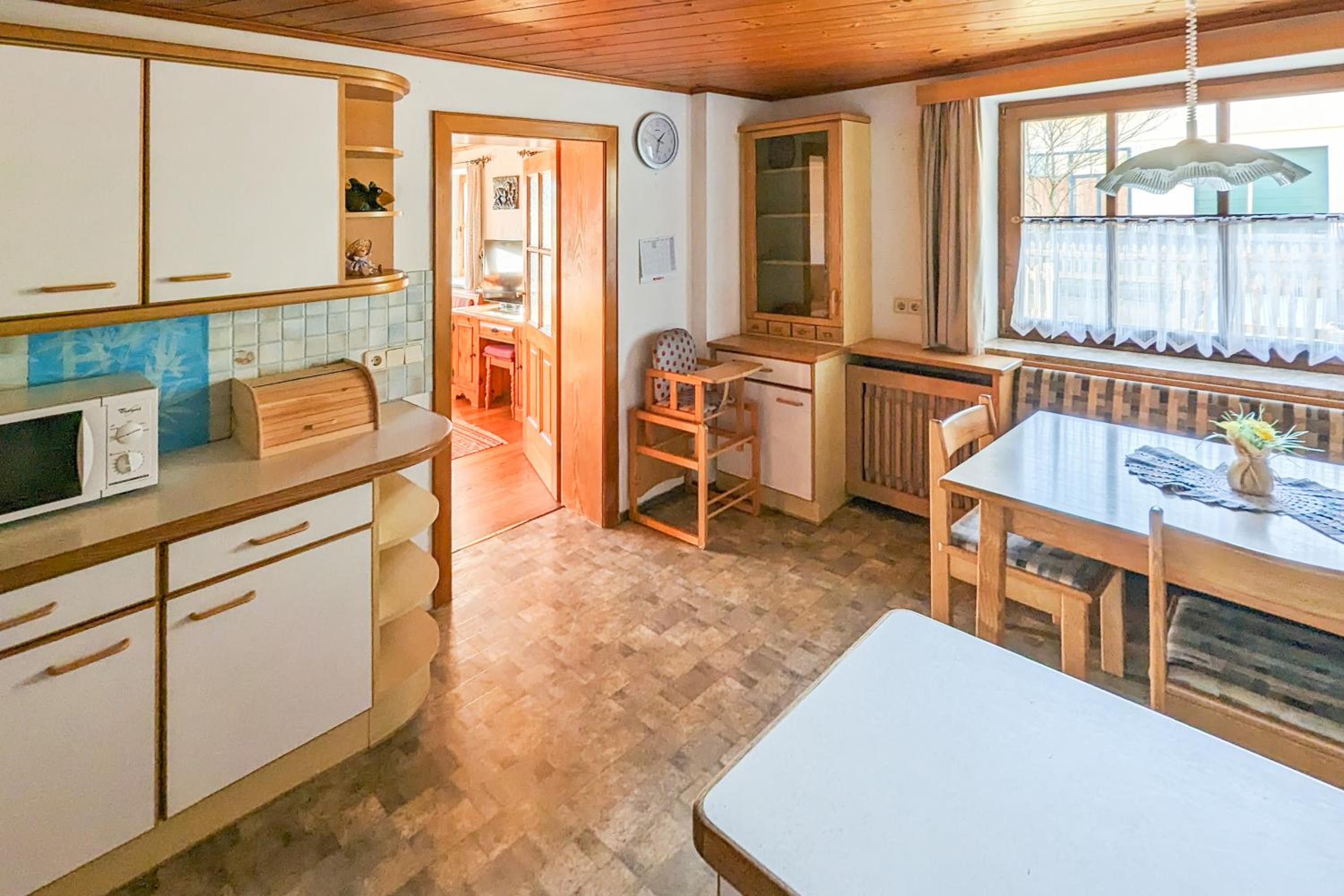 Private Farmhouse Escape - Ideal for up to 8 Guests
