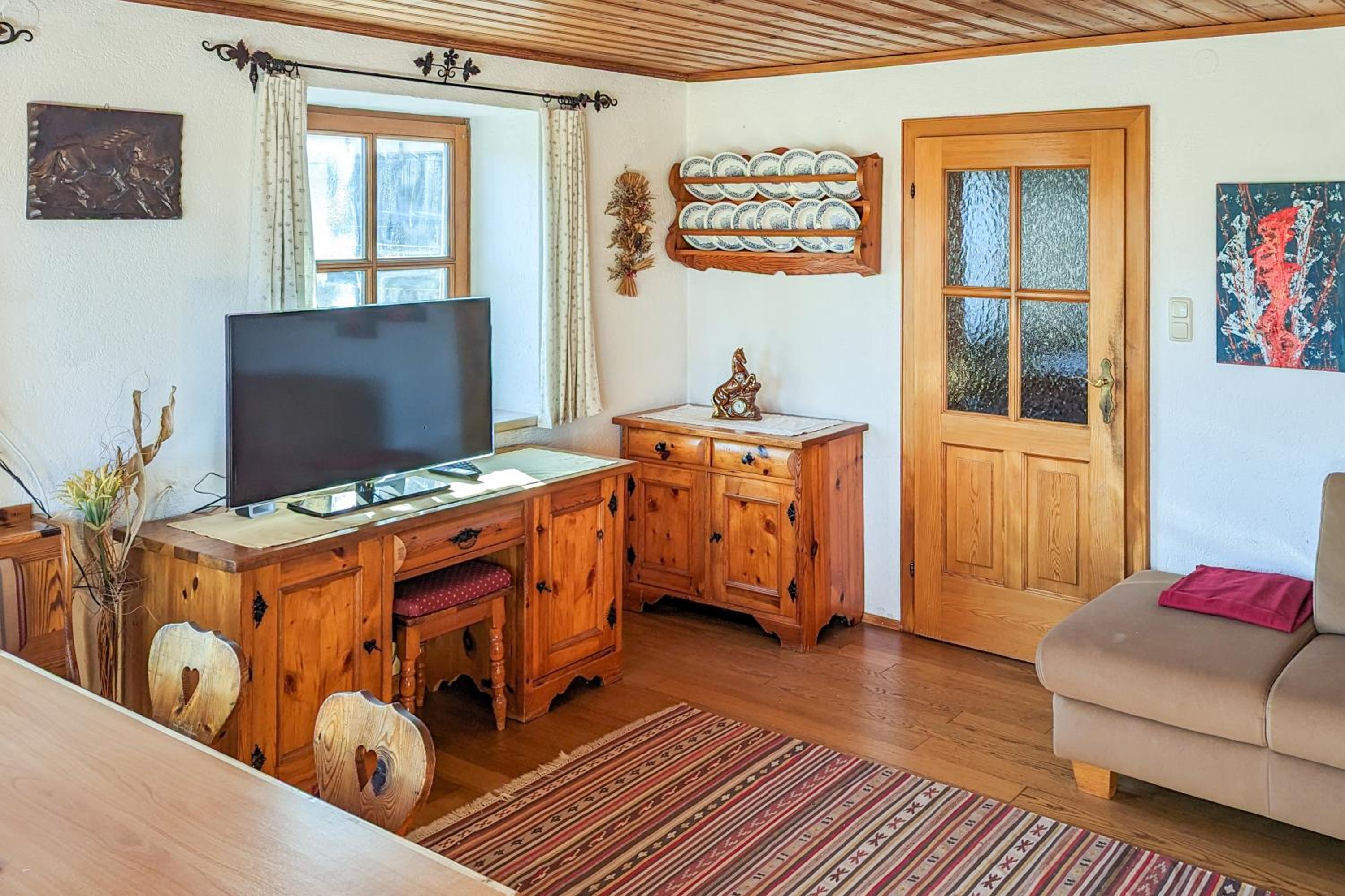 Private Farmhouse Escape - Ideal for up to 8 Guests