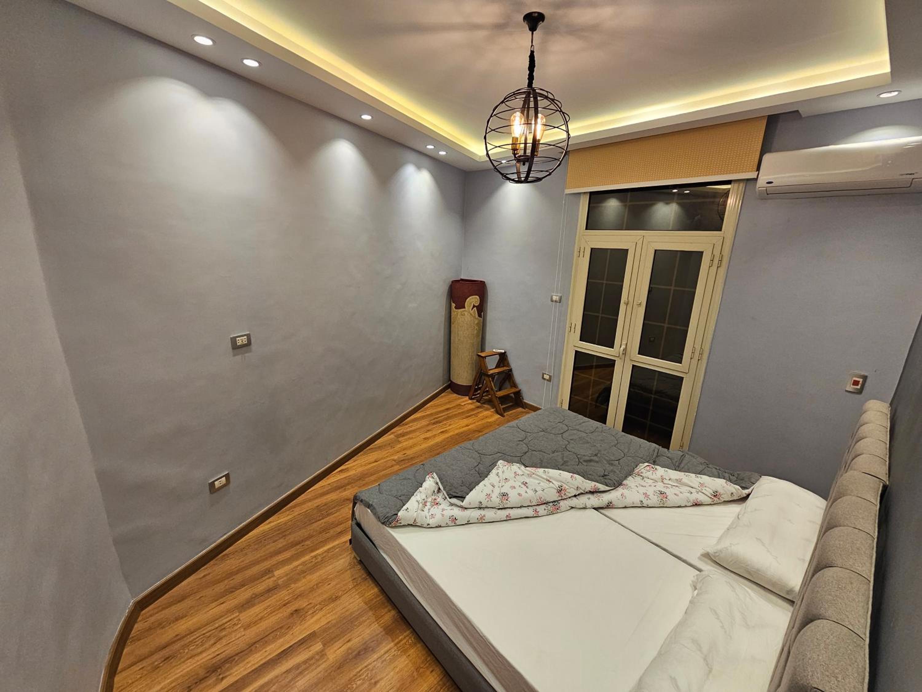 3rd floor luxury apartment-families only