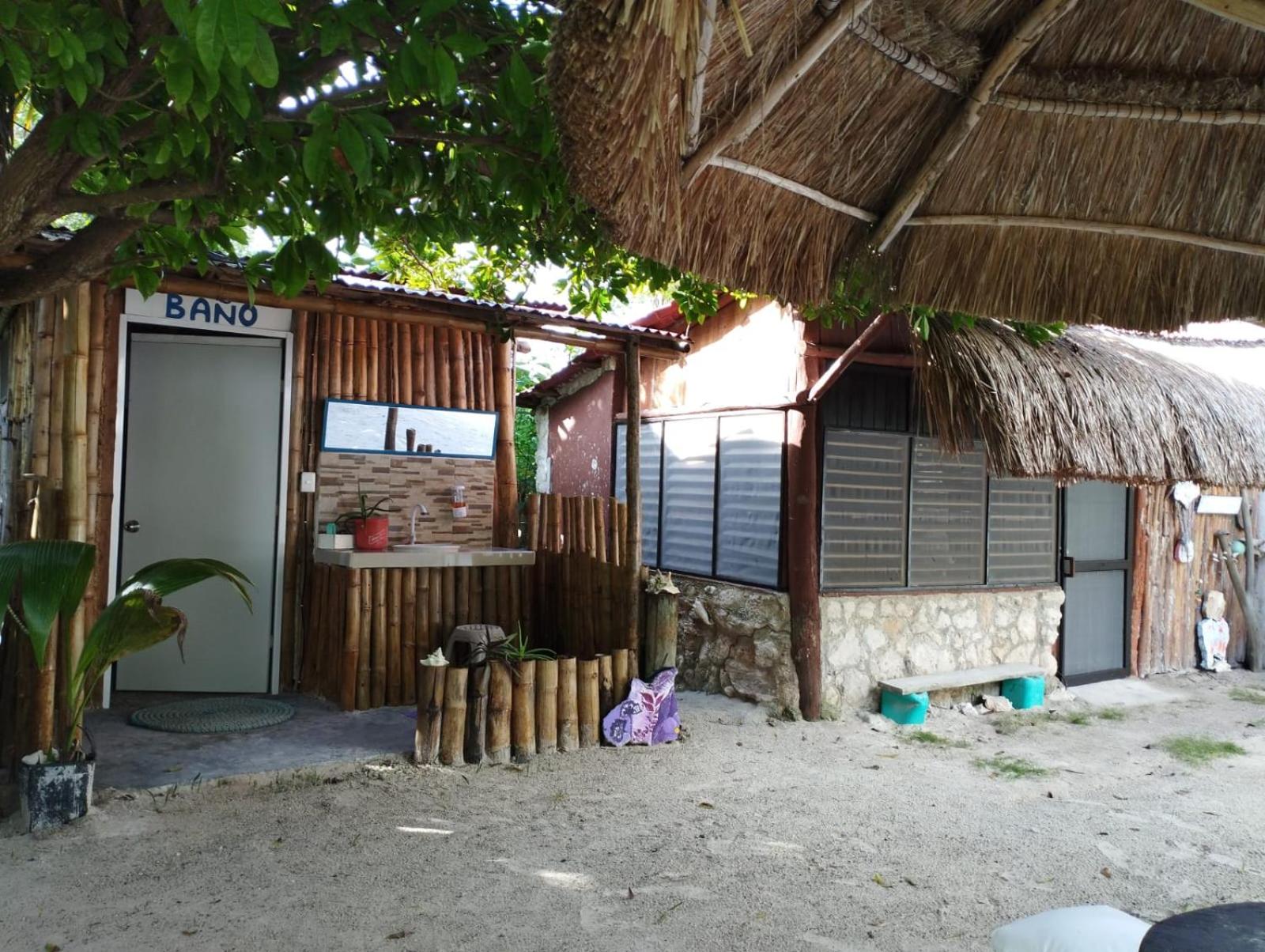 Lunazul Eco-Cabaña Frente al Mar