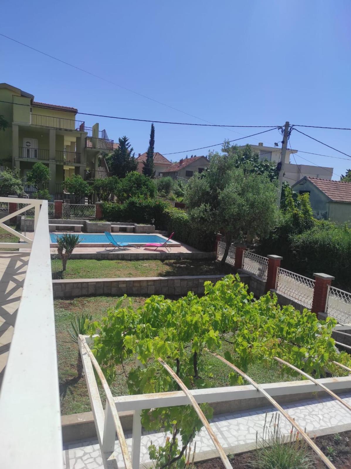 Vila Šeki view 3