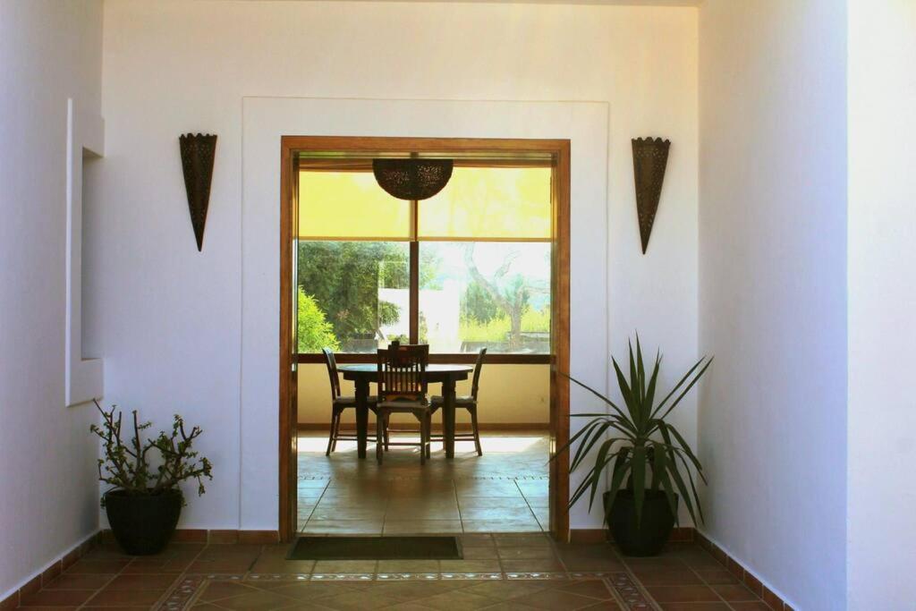 Casa Serena con piscina y jardín
