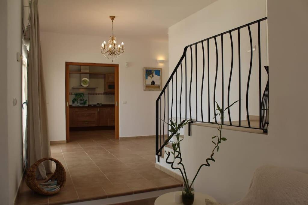 Casa Serena con piscina y jardín