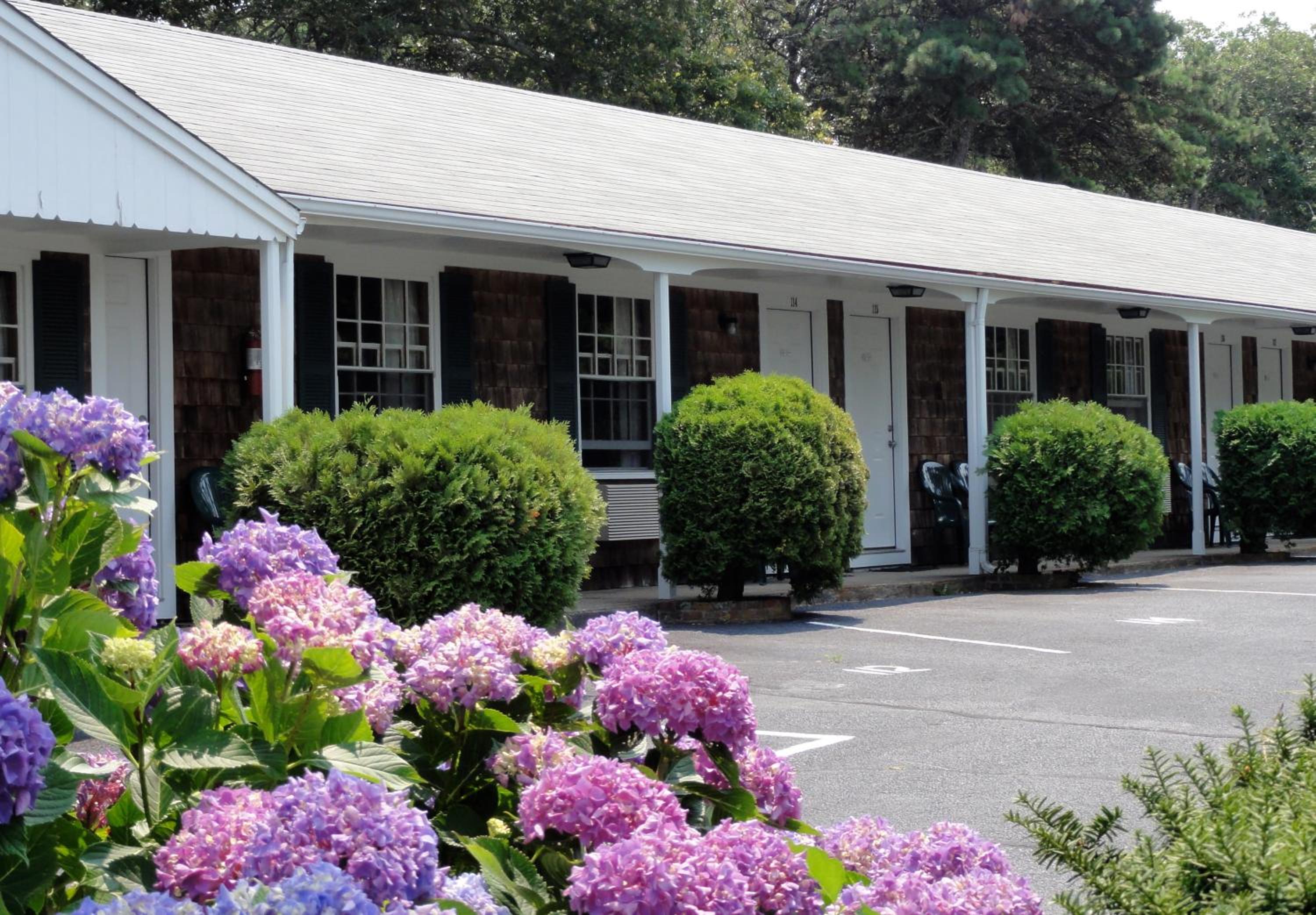 The Chatham Motel