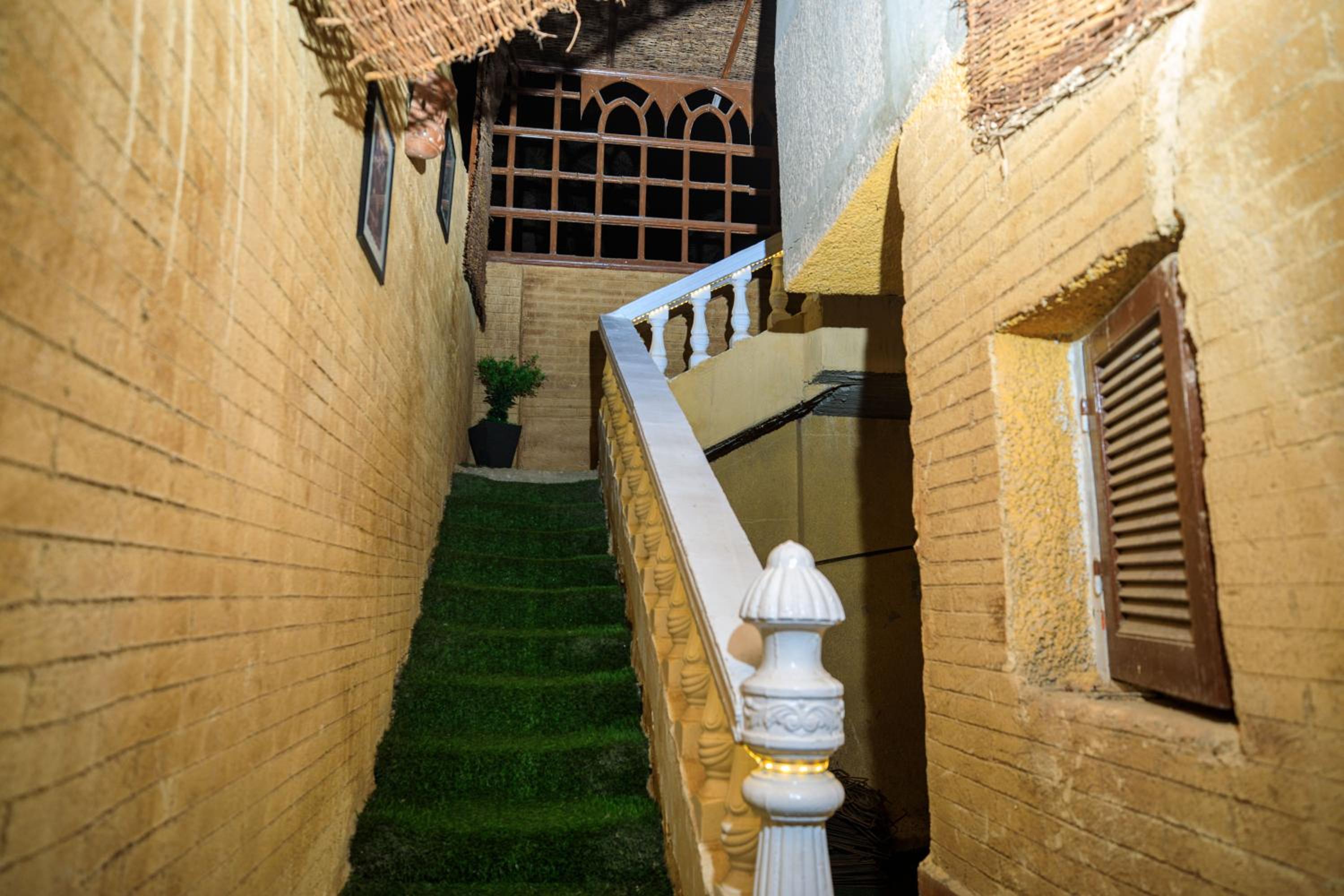 Bella Casa Pyramids Inn