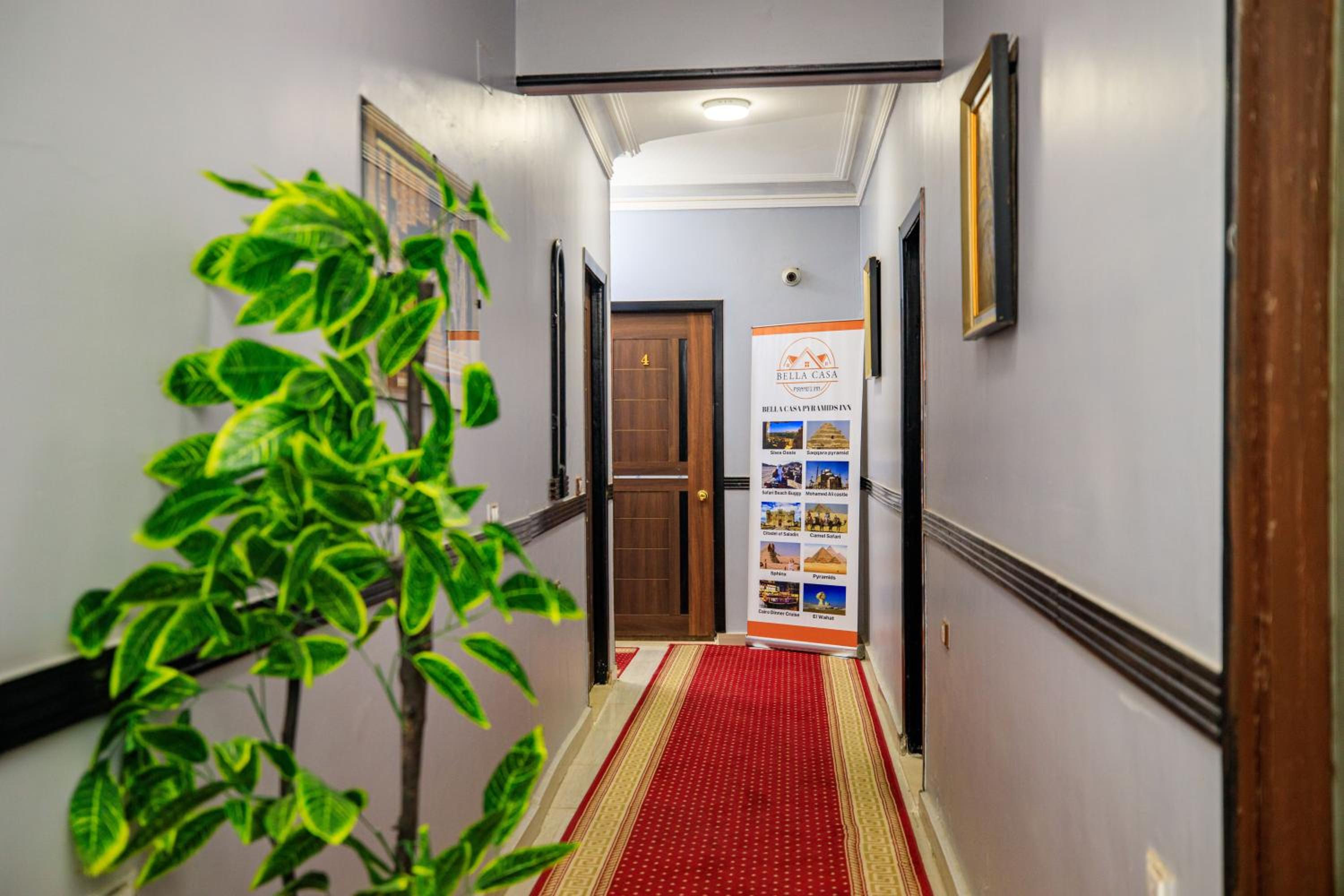 Bella Casa Pyramids Inn