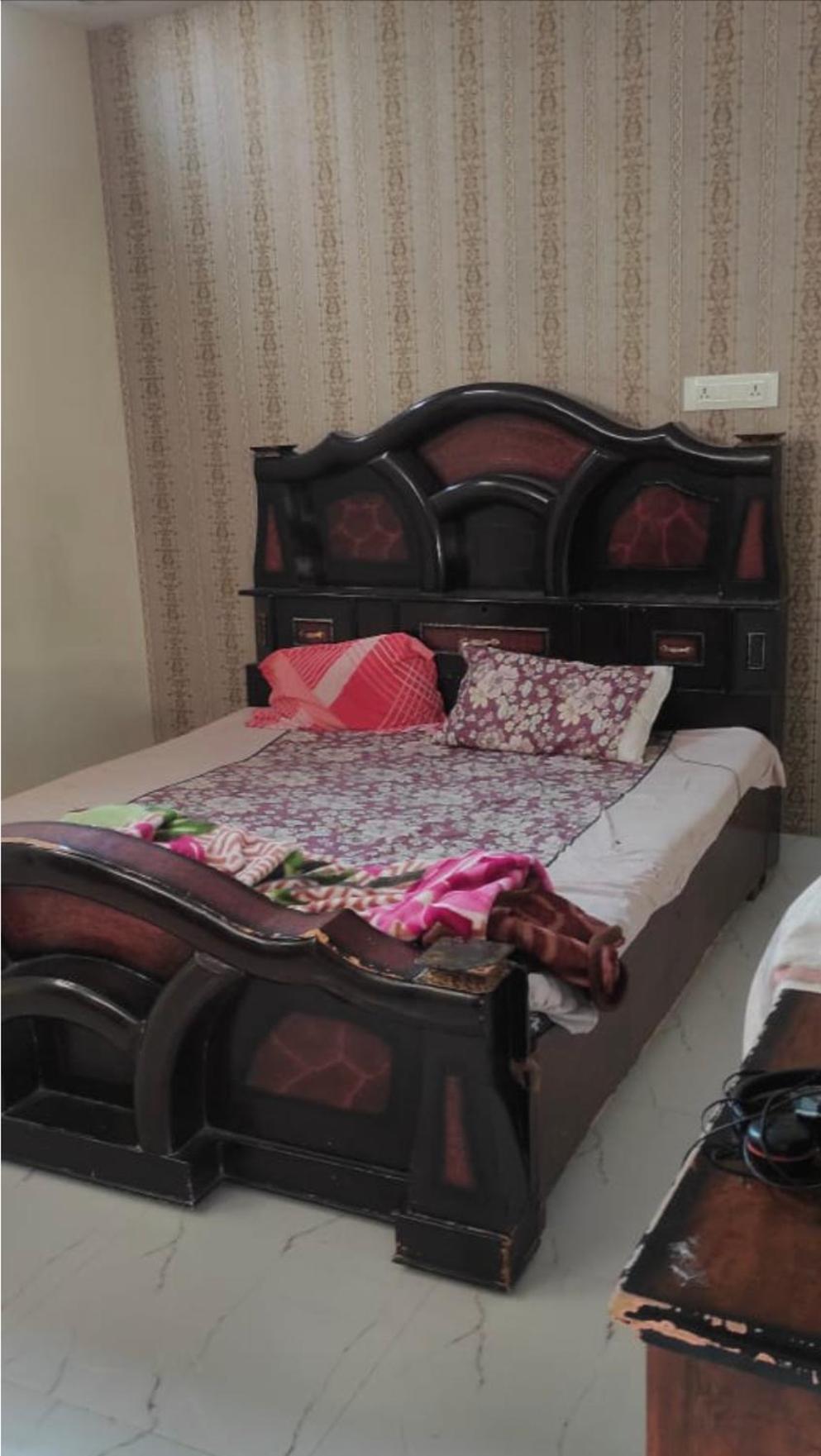 SAPPHIRE GUEST HOUSE On DAILY RENT FOR FAMILIES view 5