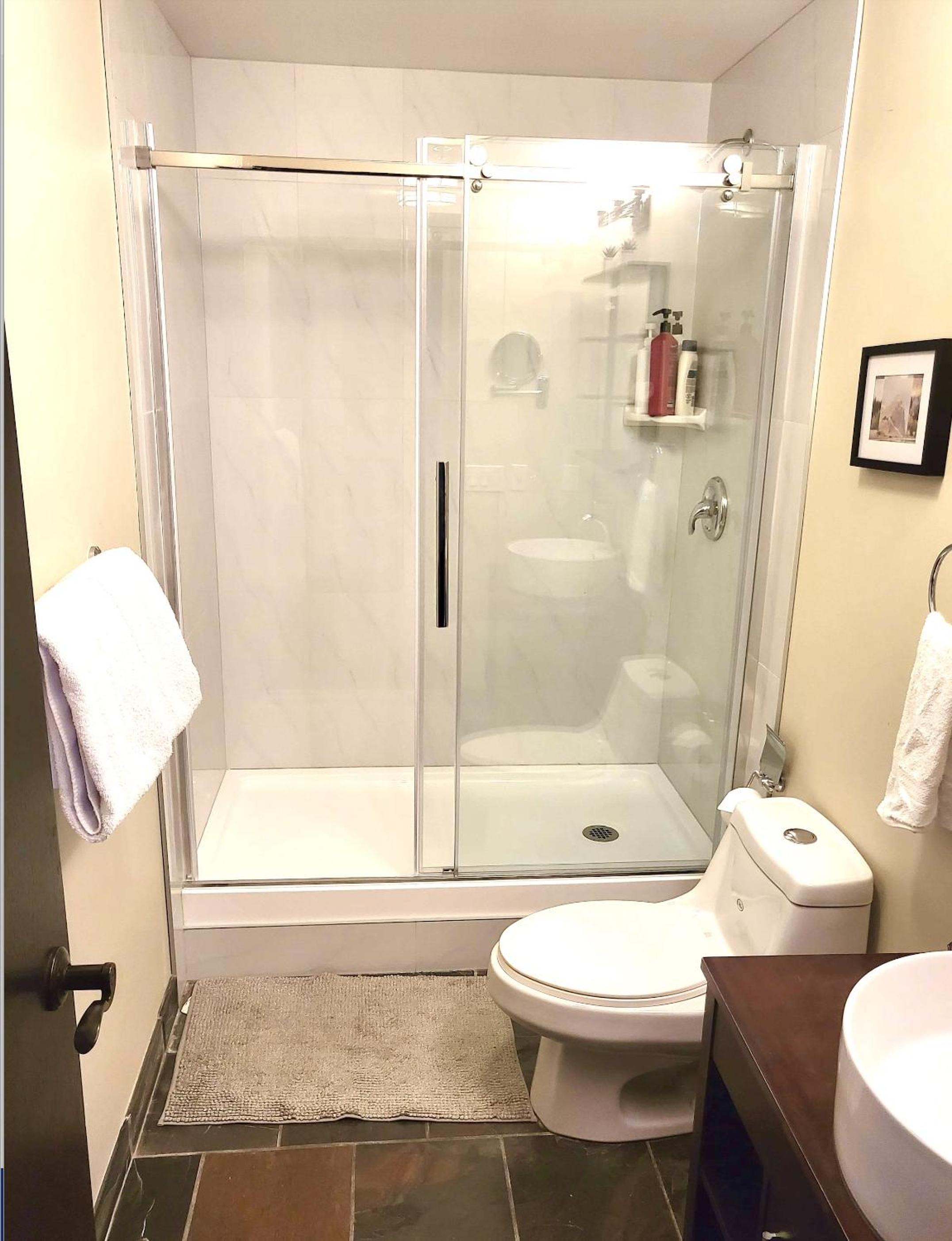 Luxury 2 Bedroom 1Pullout Kitchenette Grand Rockies Resort Hot Tub Pool Mountain View