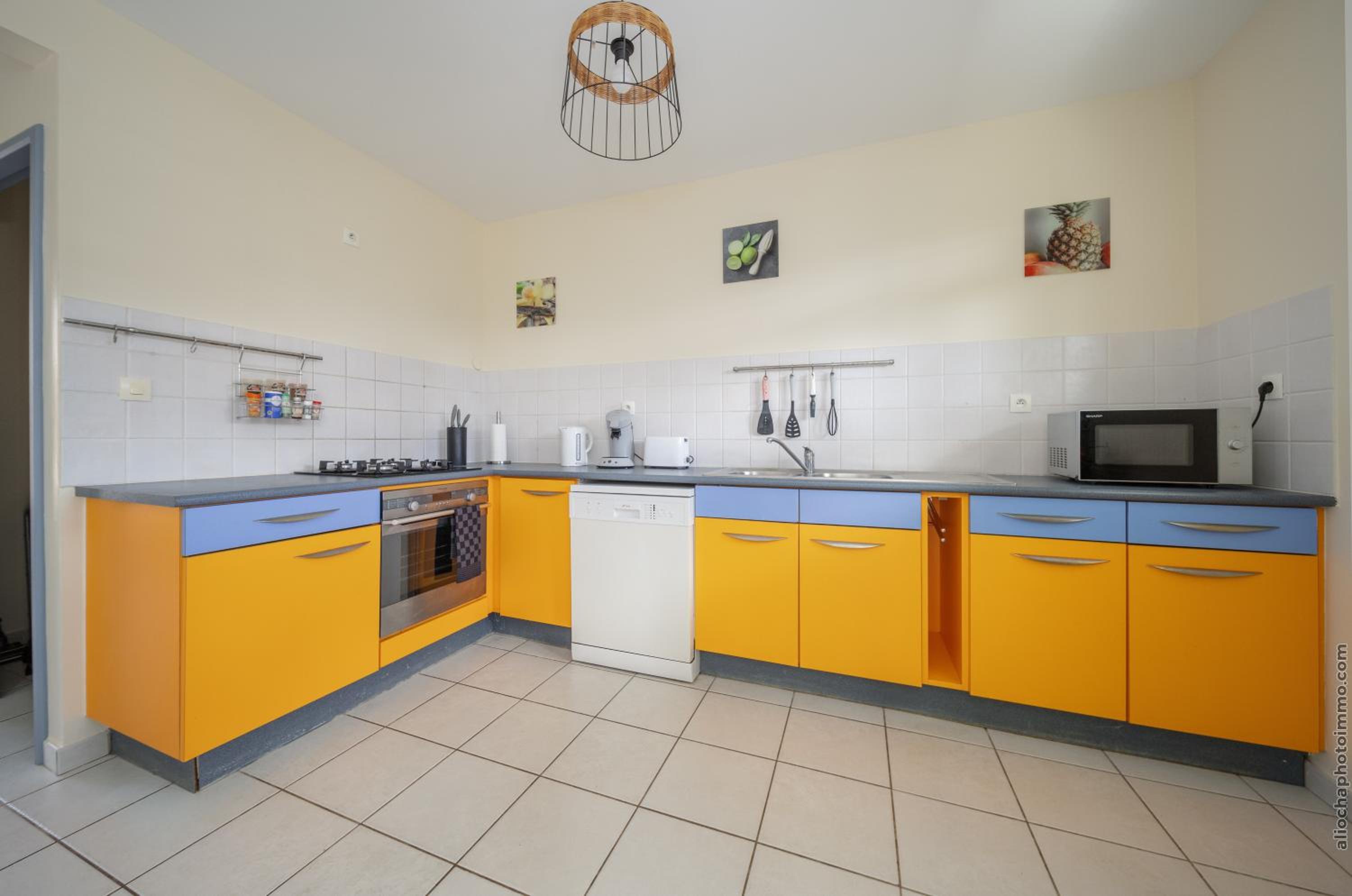 Photo 31