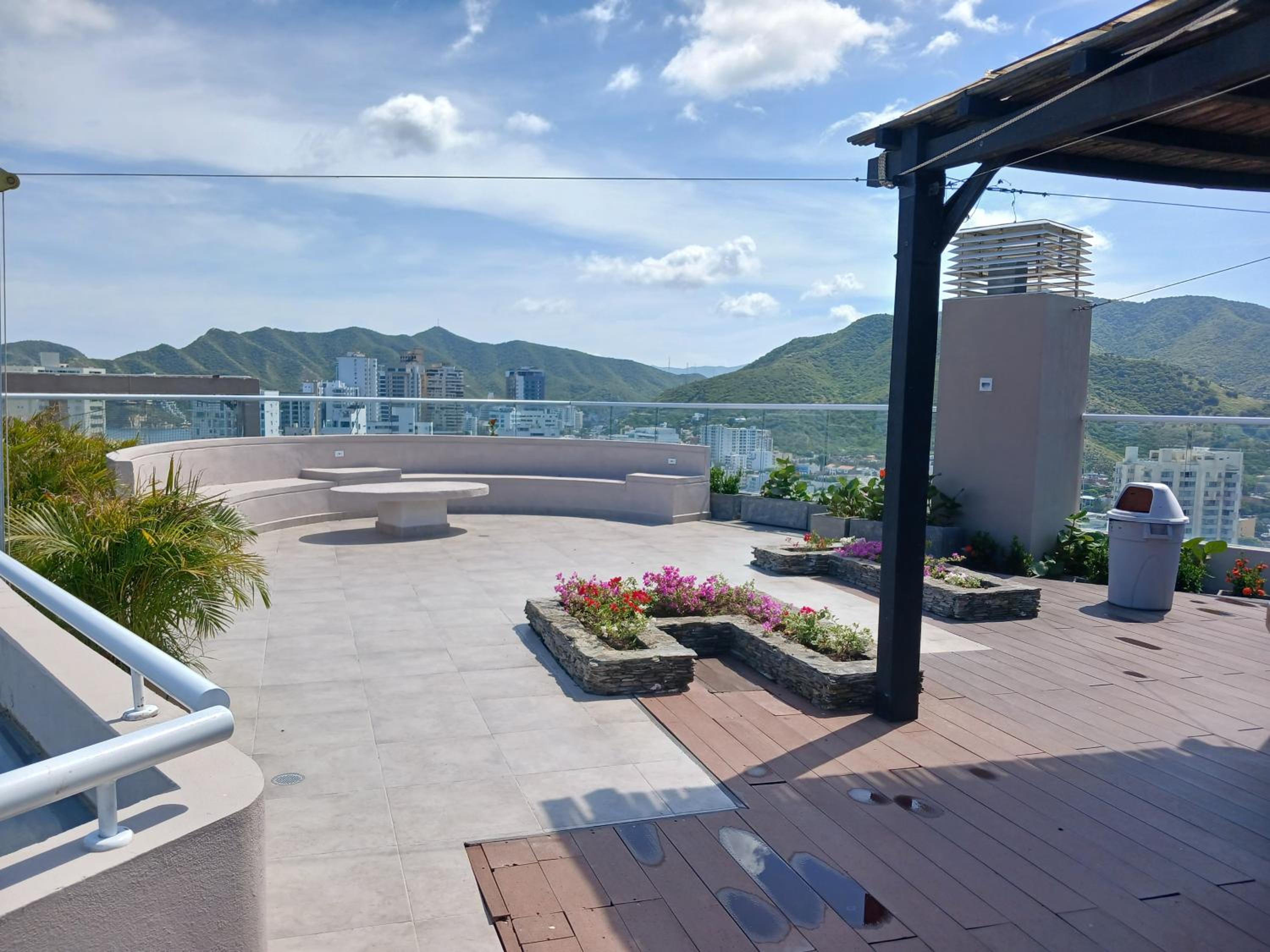 Reserva del Mar Primera Línea - Playa Salguero - Piscinas, Jacuzzi y Vista al Mar
