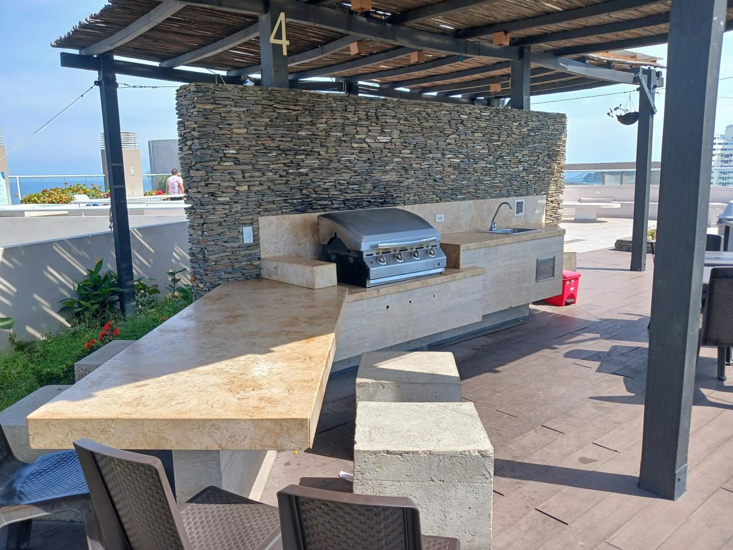 Reserva del Mar Primera Línea - Playa Salguero - Piscinas, Jacuzzi y Vista al Mar