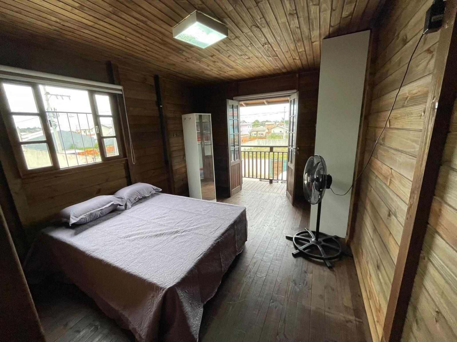 Woody House Chalé