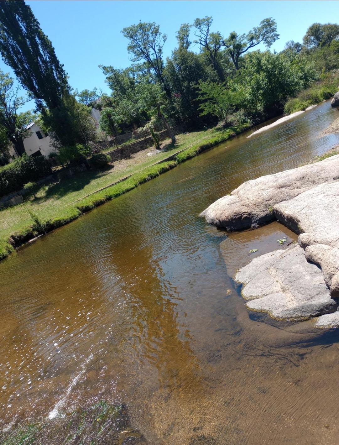 Cabaña serrana con salida propia al río
