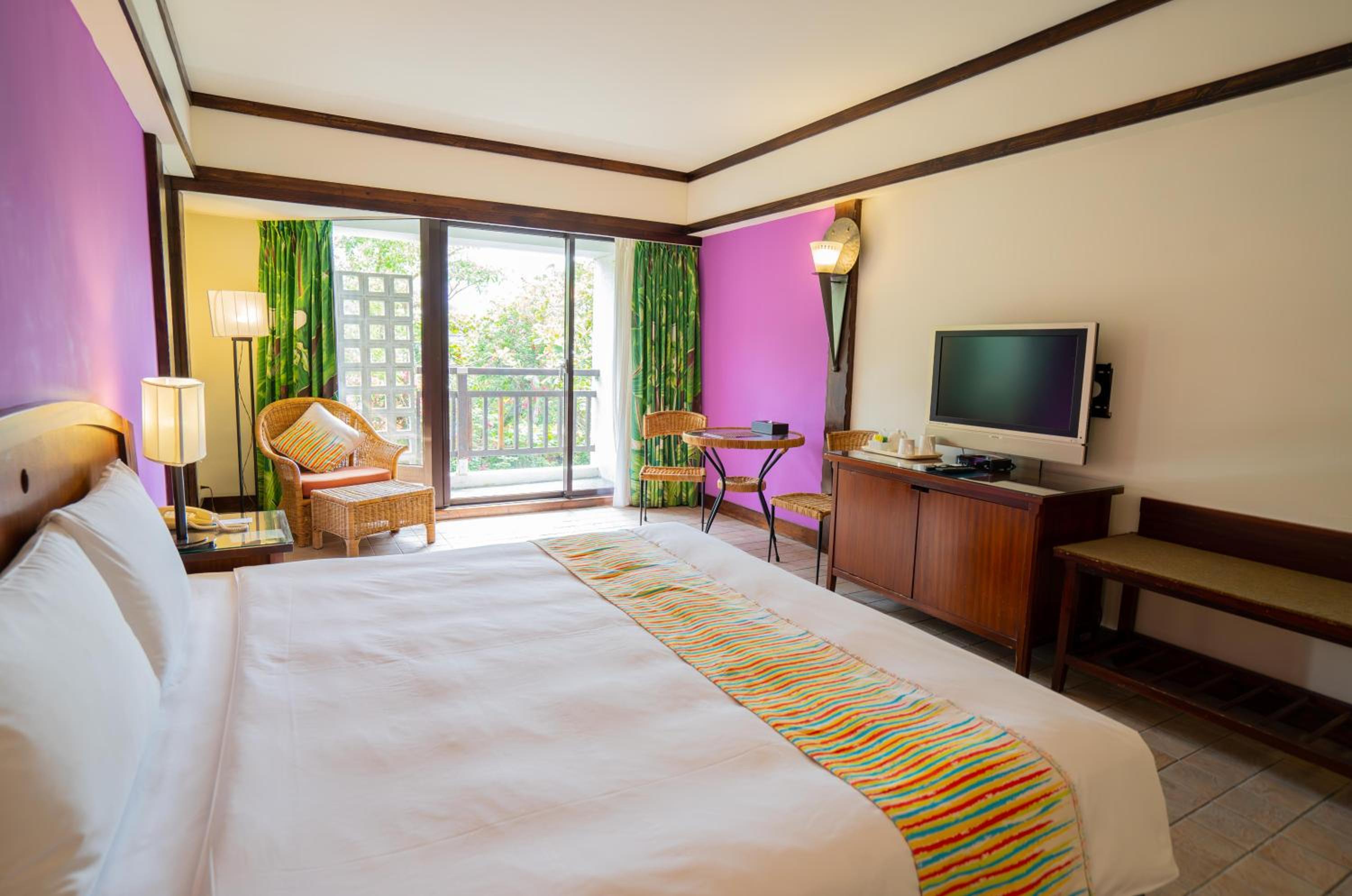 Yoho Beach Resort Kenting