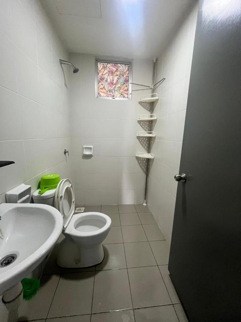 Putrajaya Homestay (Zurinn 2)