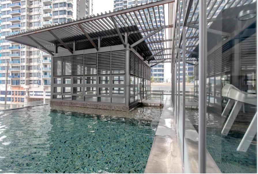 2 Bedroom, The Elements Ampang KLCC with NETFLIX