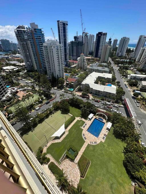 Main Beach High Floor Luxury Contessa Main Beach