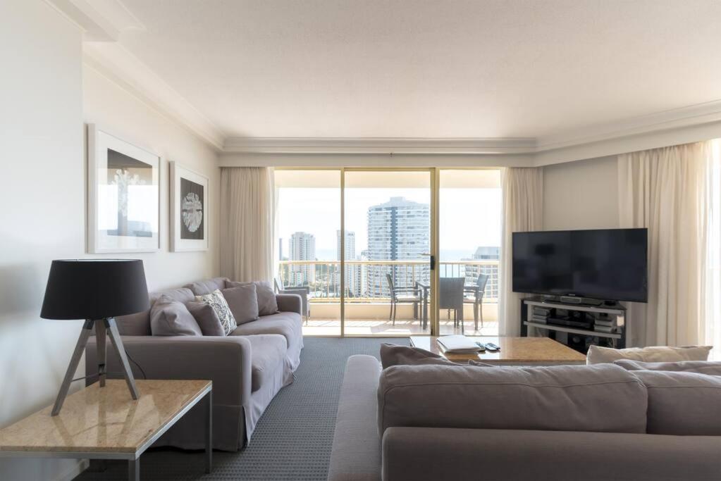 Main Beach High Floor Luxury Contessa Main Beach