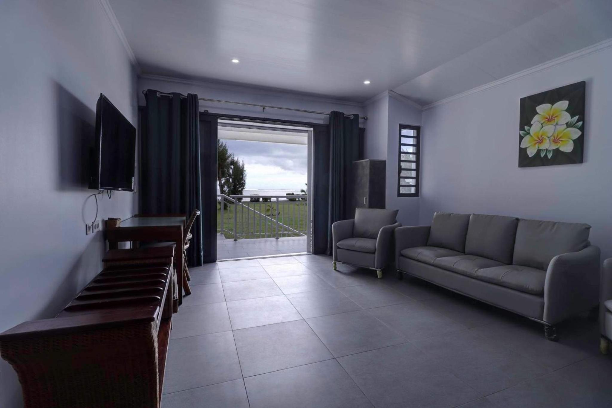 Moanaura Lodge