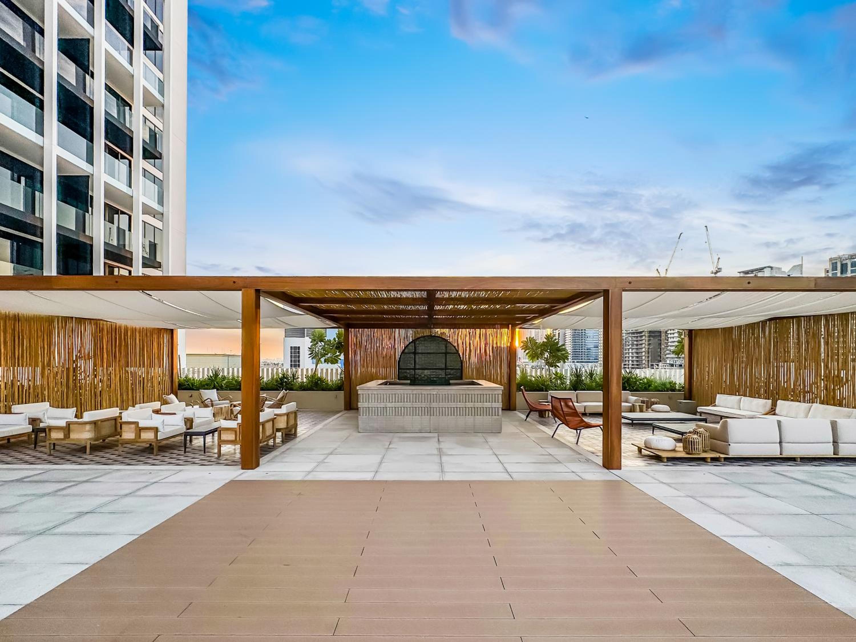 FAM Living - Upside Living - WFH Friendly-Business Bay