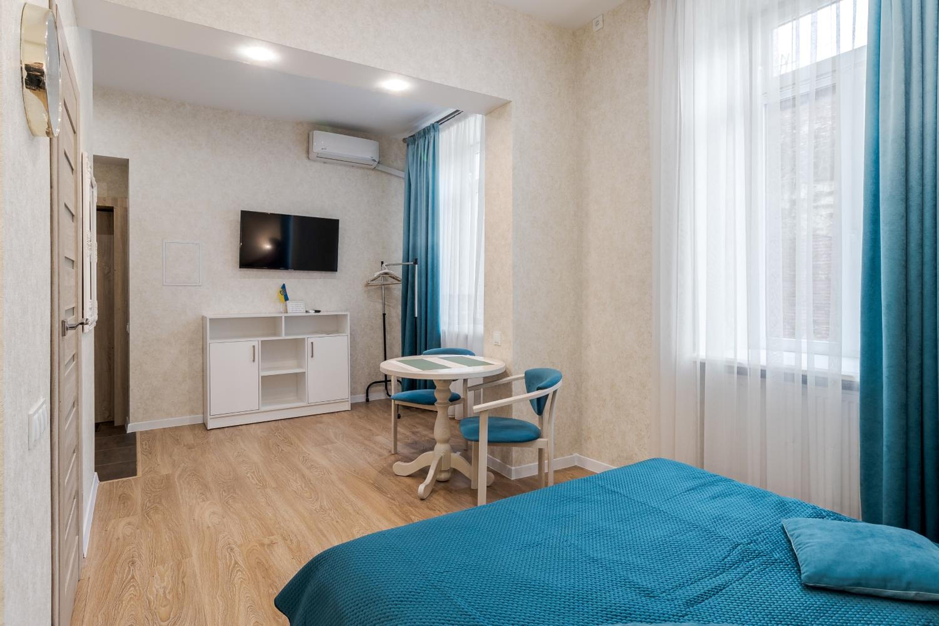 Luxury flat near Opera view 4