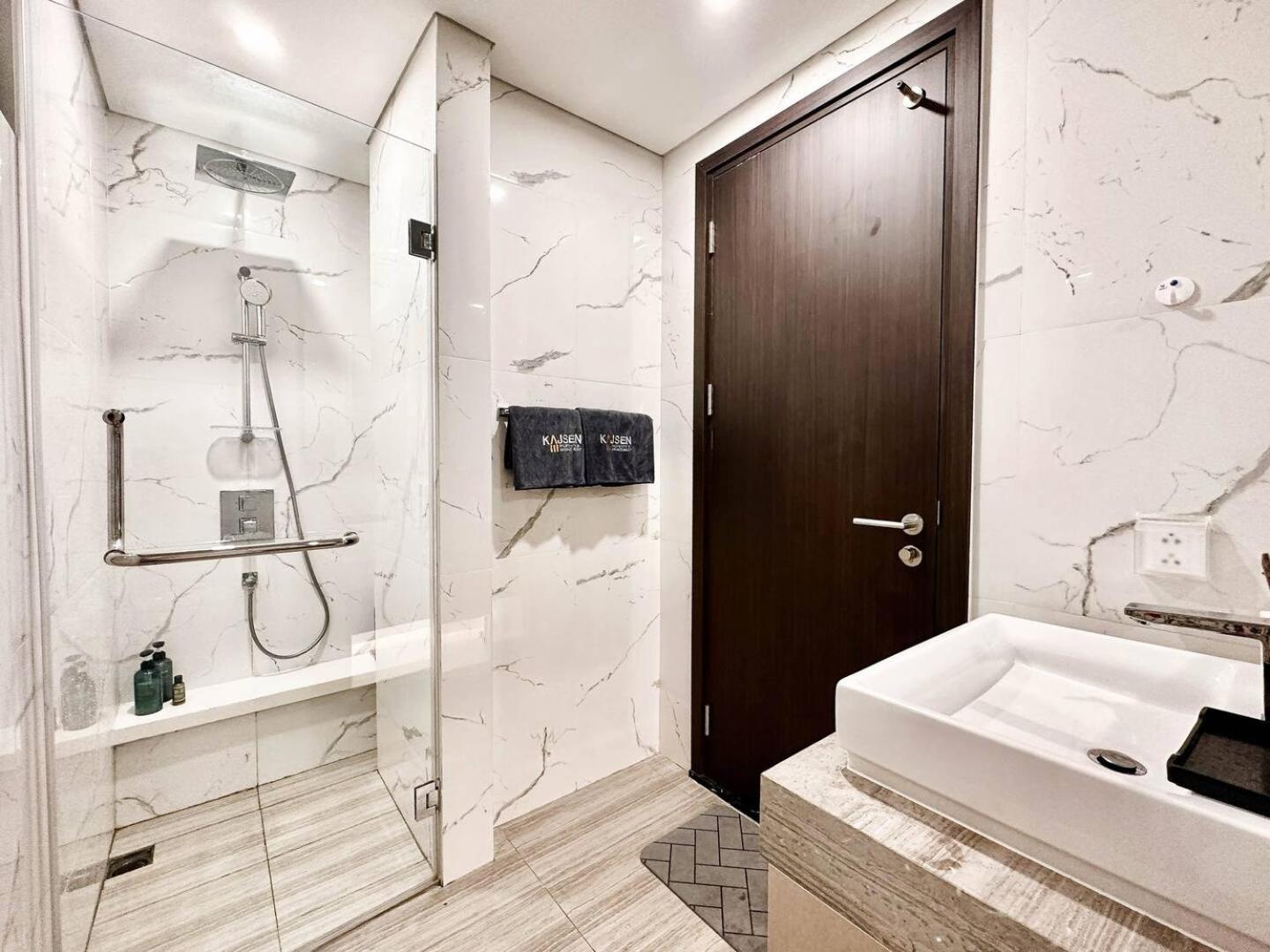 Spacious 3br With Gym & Pool
