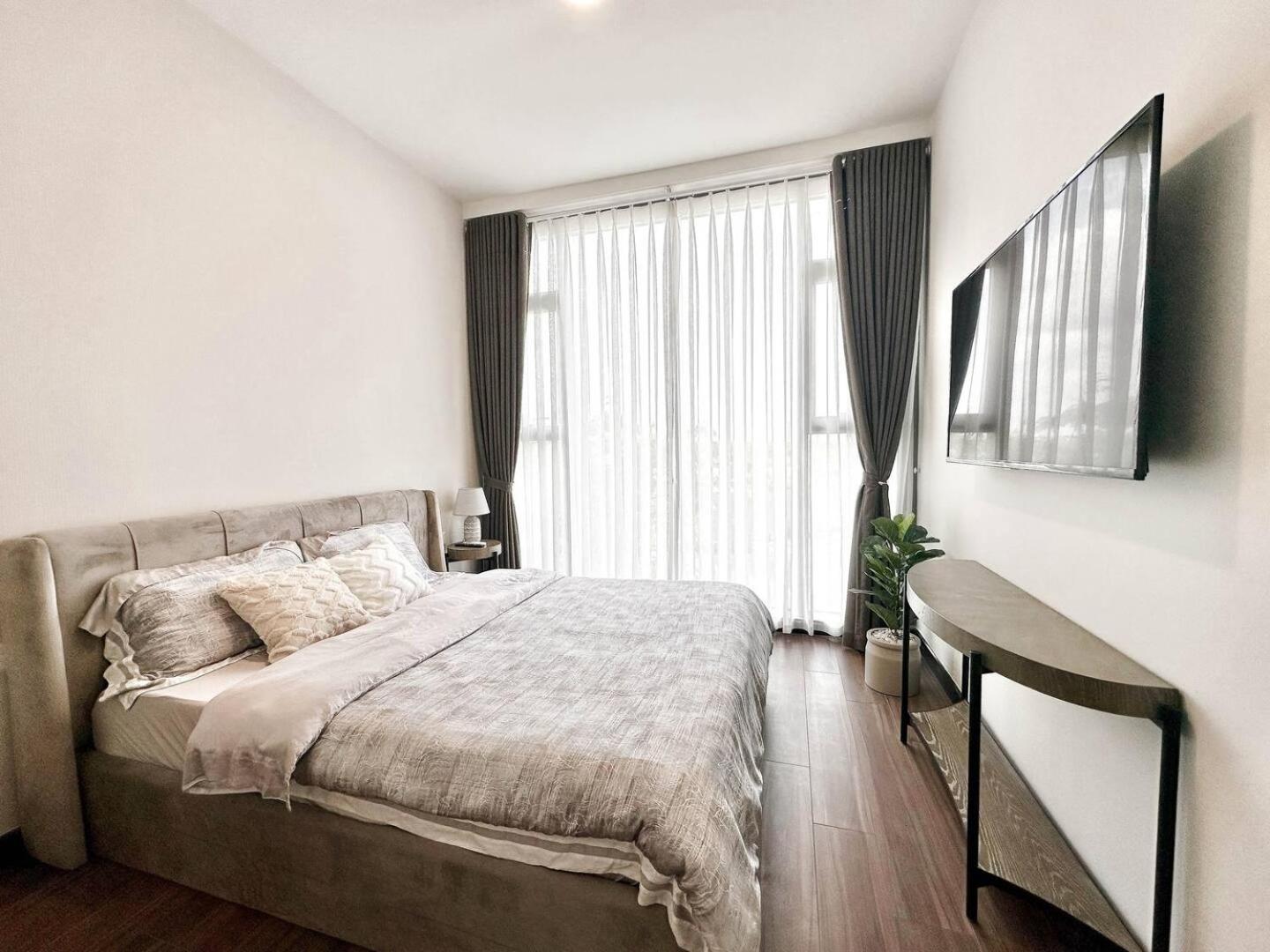Spacious 3br With Gym & Pool