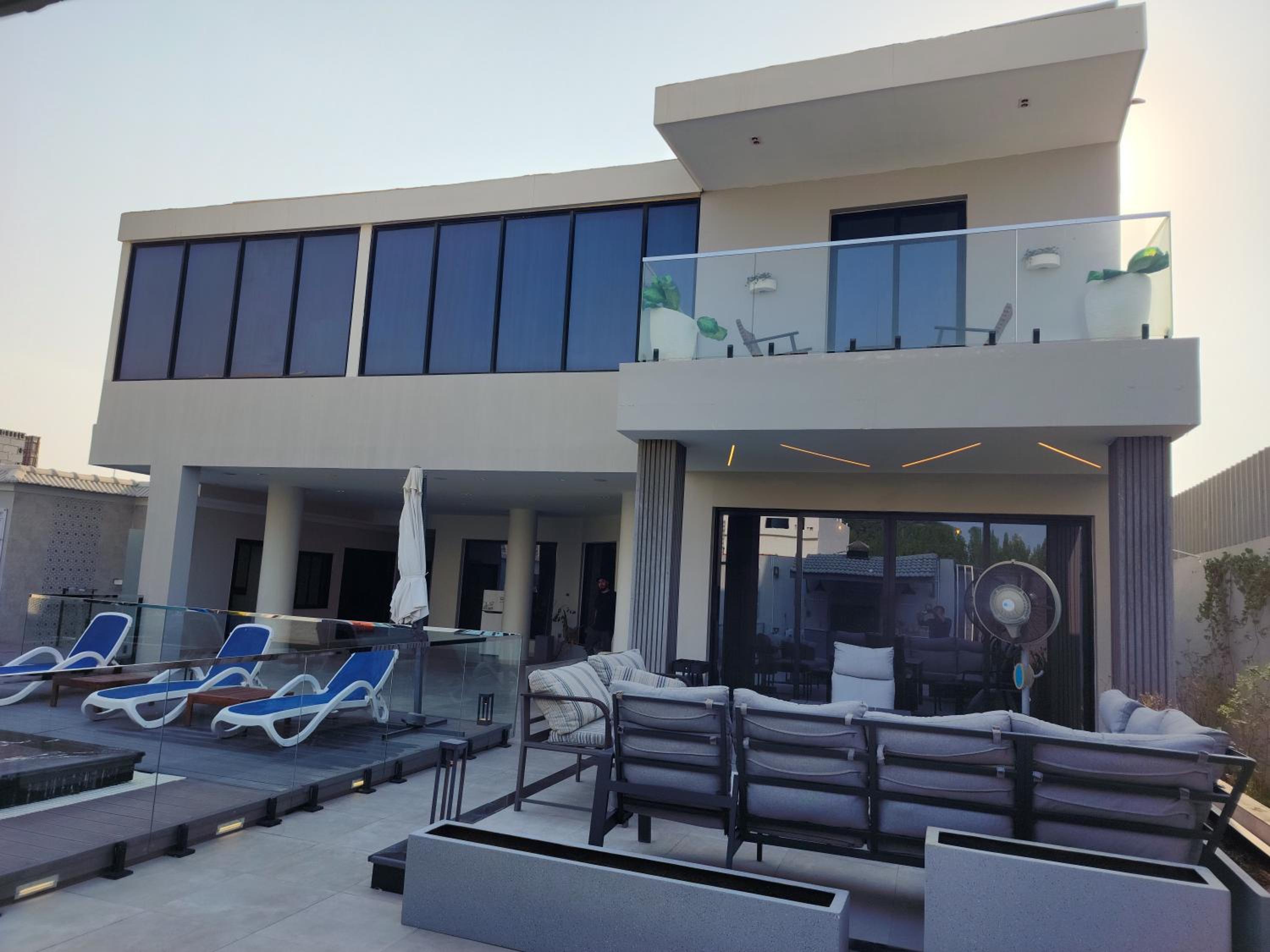 Al Qand Chalet For Families Only
