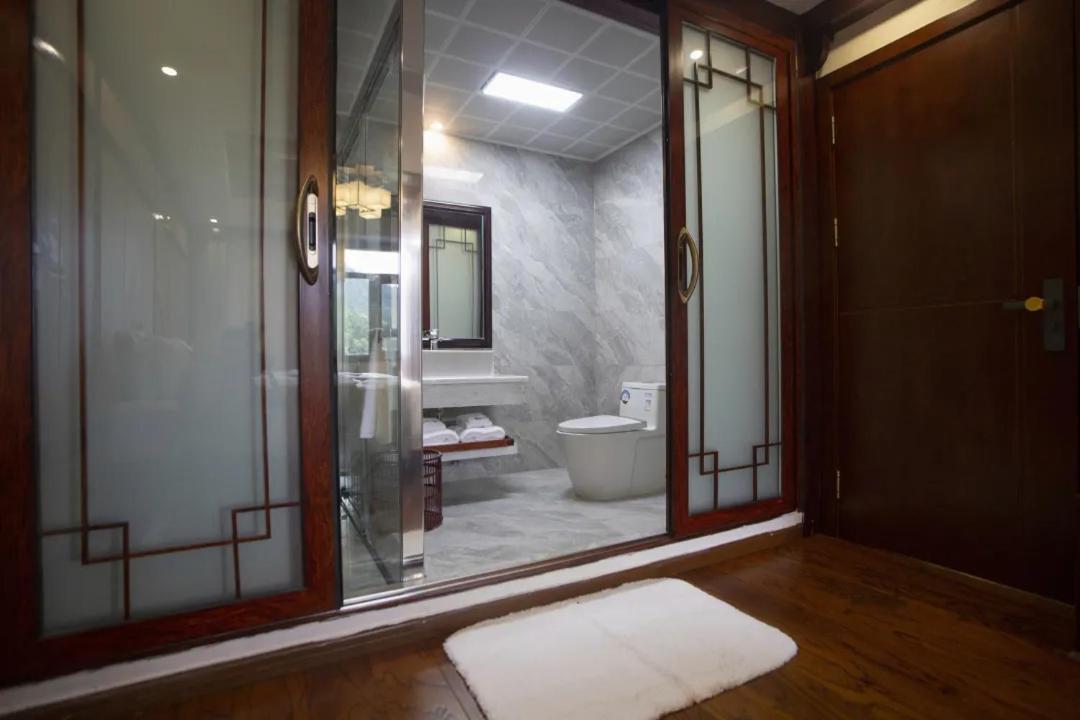 Zhangjiajie Guanshanyuan B&B