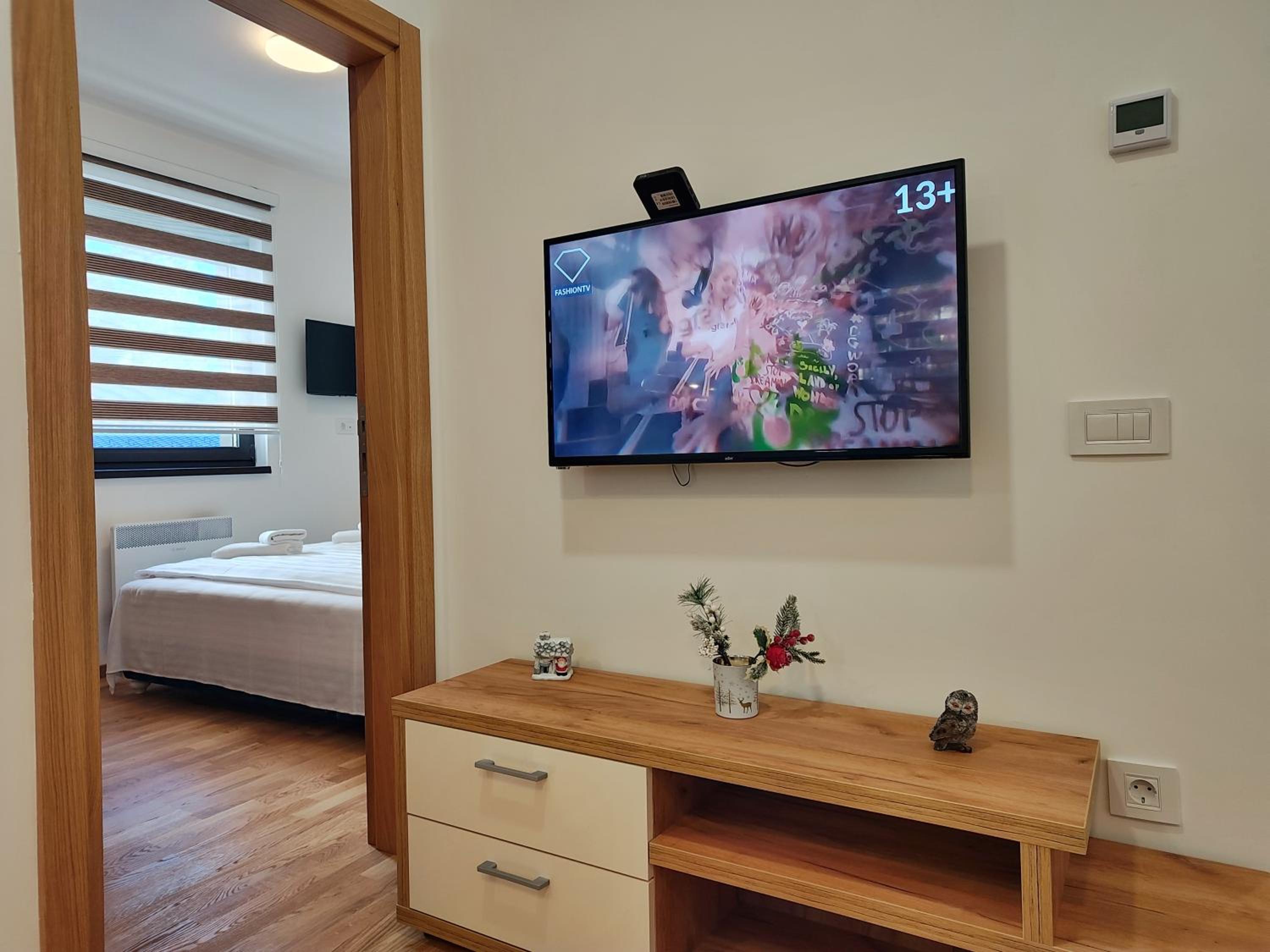 Velika Recepcija 49 view 5
